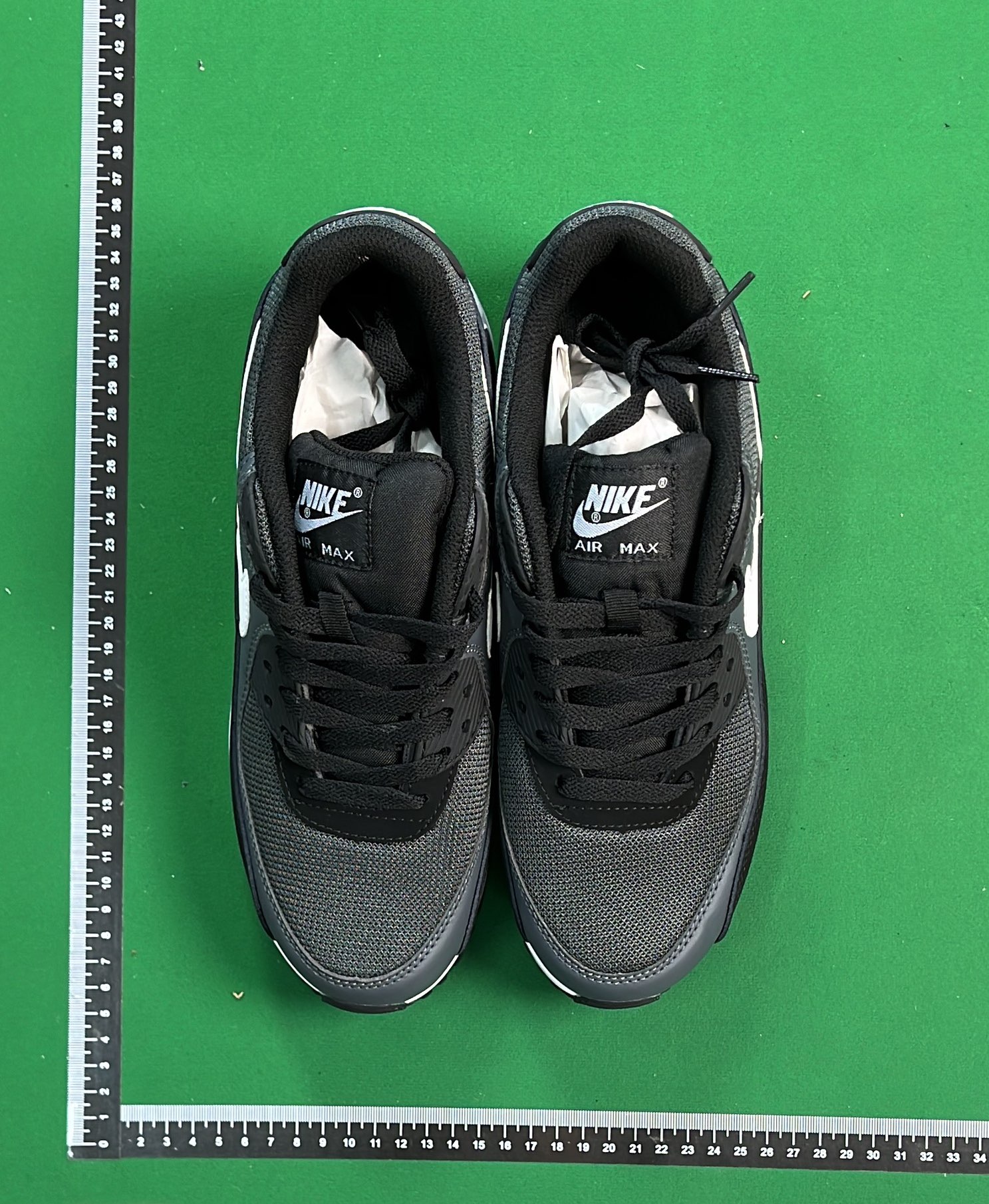 Nike Air Max 90 Men's Running Shoes - Grey, Black, Red