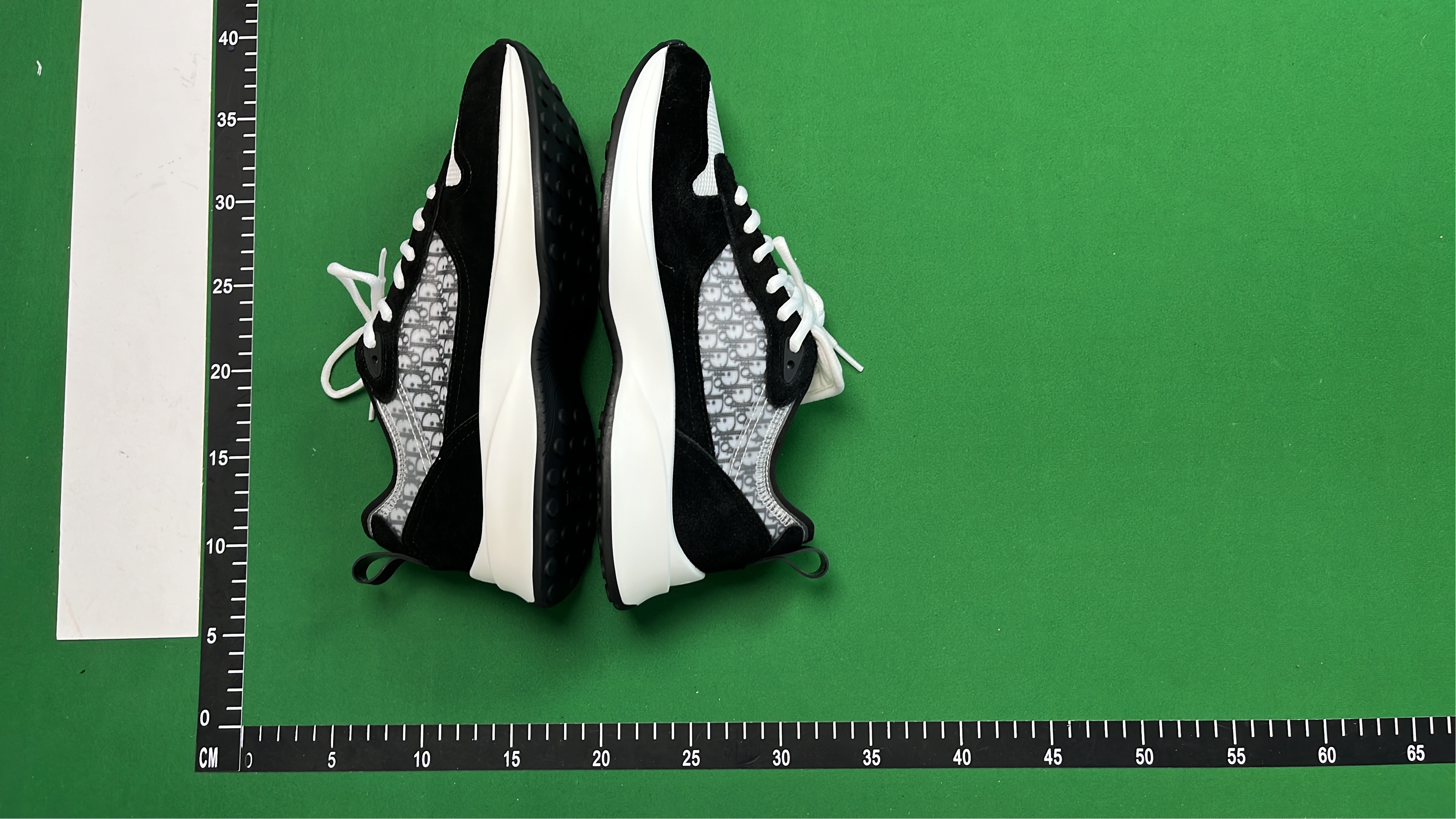 Gray Patterned Sneakers by TOPMADE
