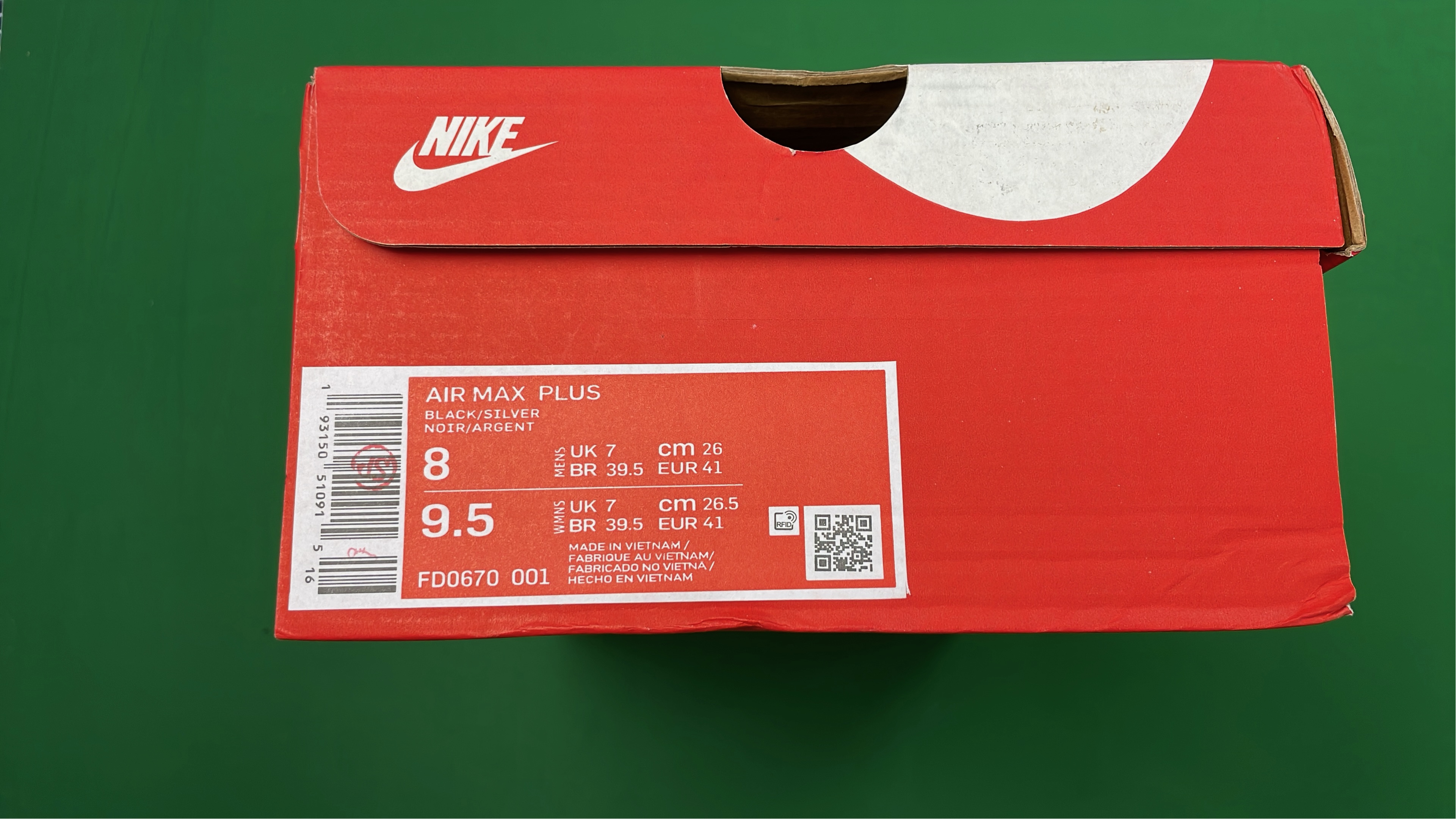 Nike Air Max Plus Black Mesh Sneakers