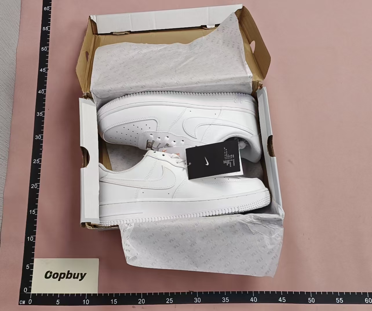 White Low-Top Sneakers for Men Women Fashion Casual Shoes