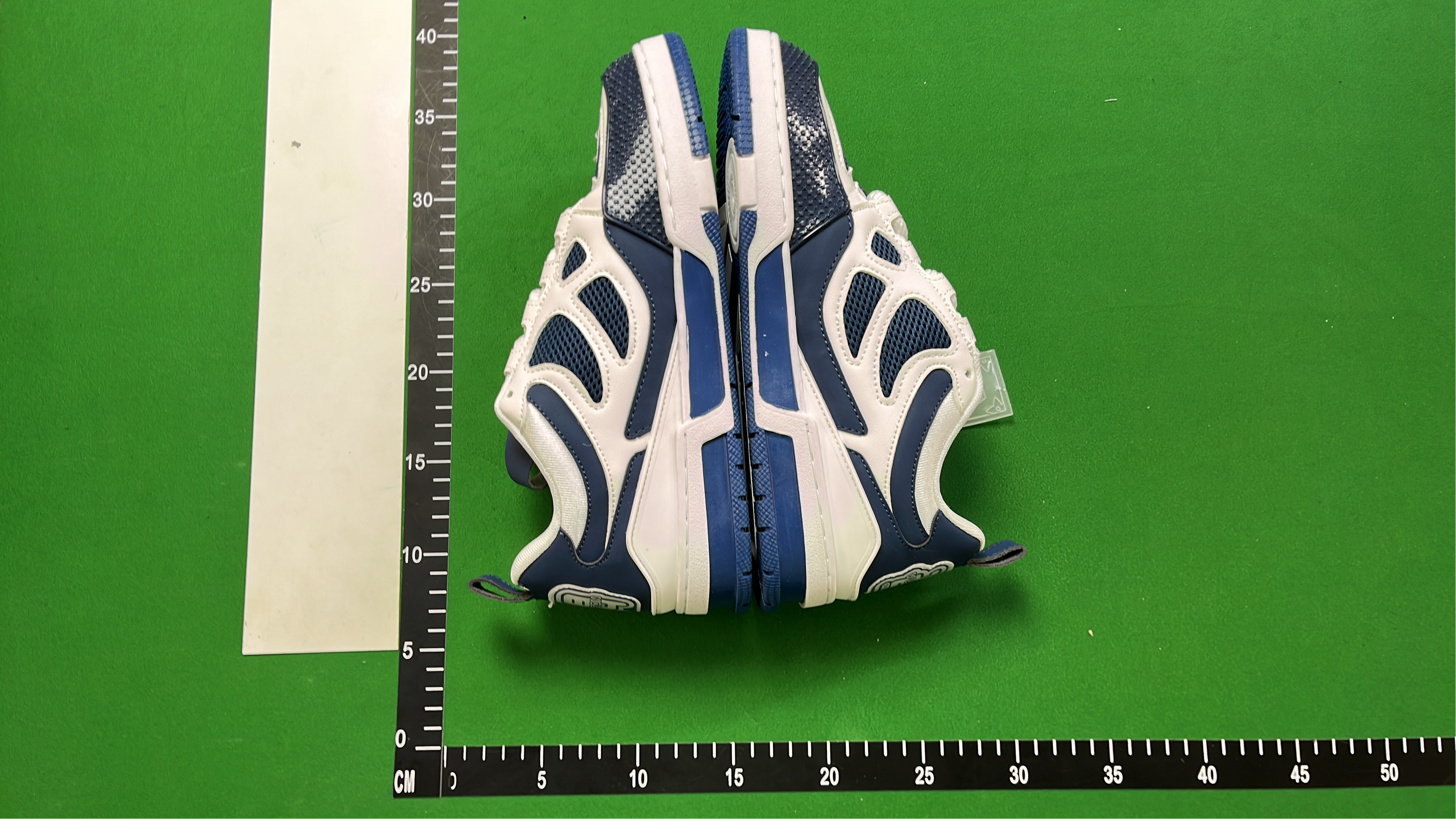 Lv Trainer Sneaker VCJK0521ZVL