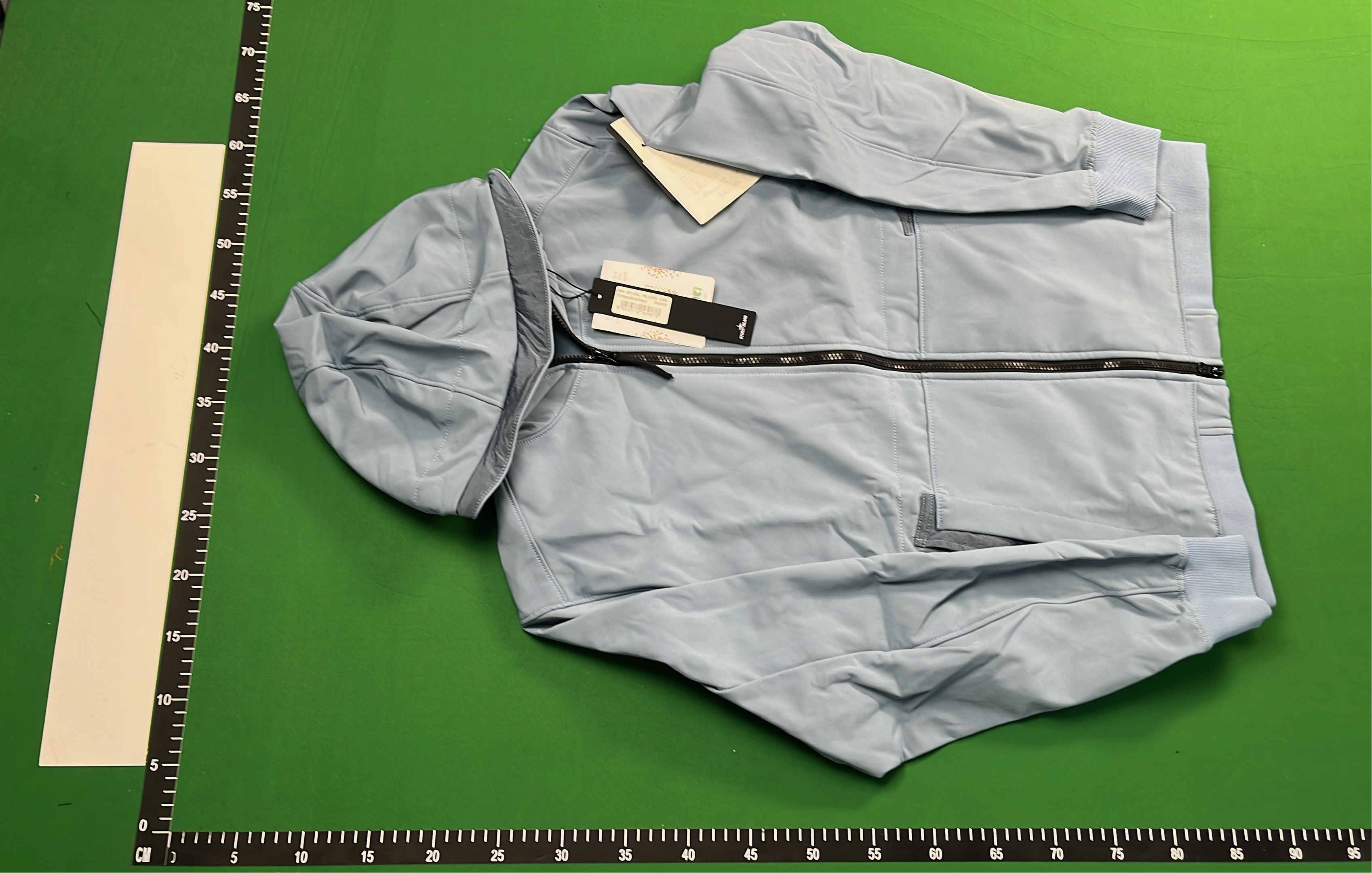 Men's Dark Blue Hooded Zip-Up Jacket with Front Pockets