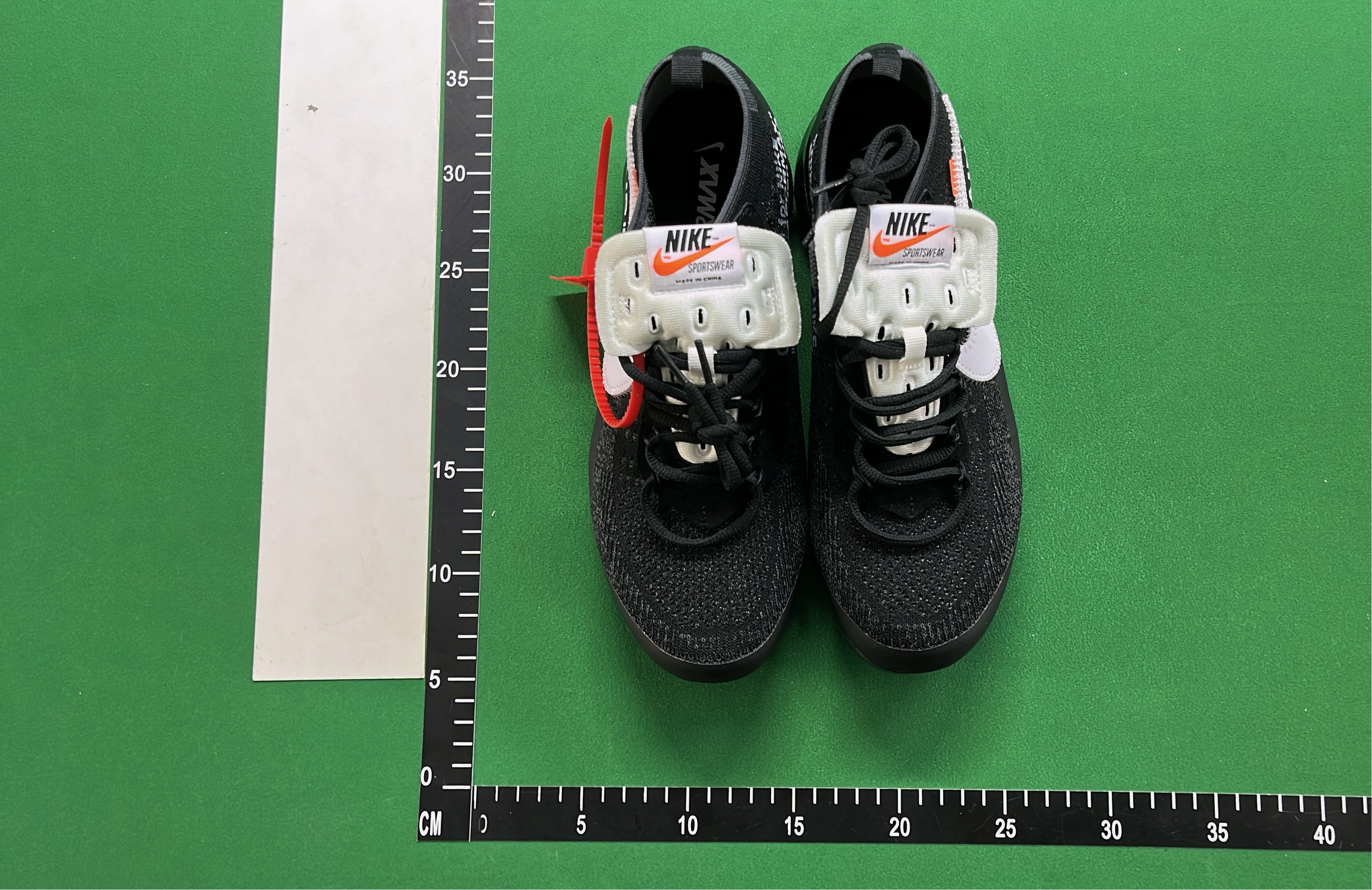 Nike Air VaporMax Off-White Black Sneakers