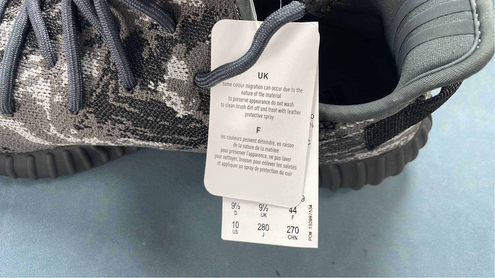 Yeezy Boost 350 V2 Sneakers - Premium Fashion Shoes for Men and Women
