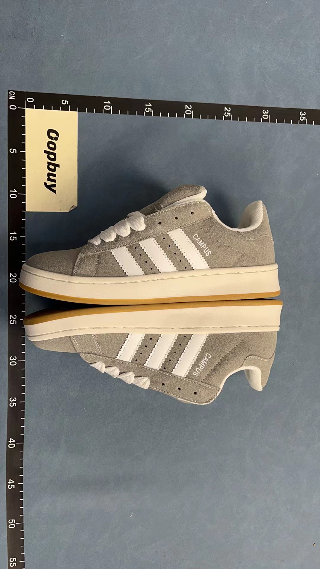 Adidas Campus Sneakers - Classic Style for Men and Women