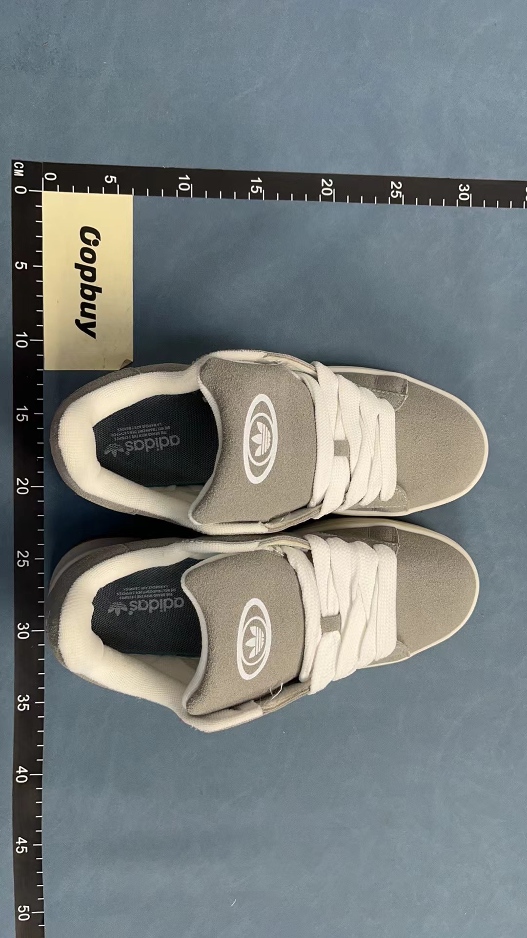 Adidas Campus Sneakers - Classic Style for Men and Women