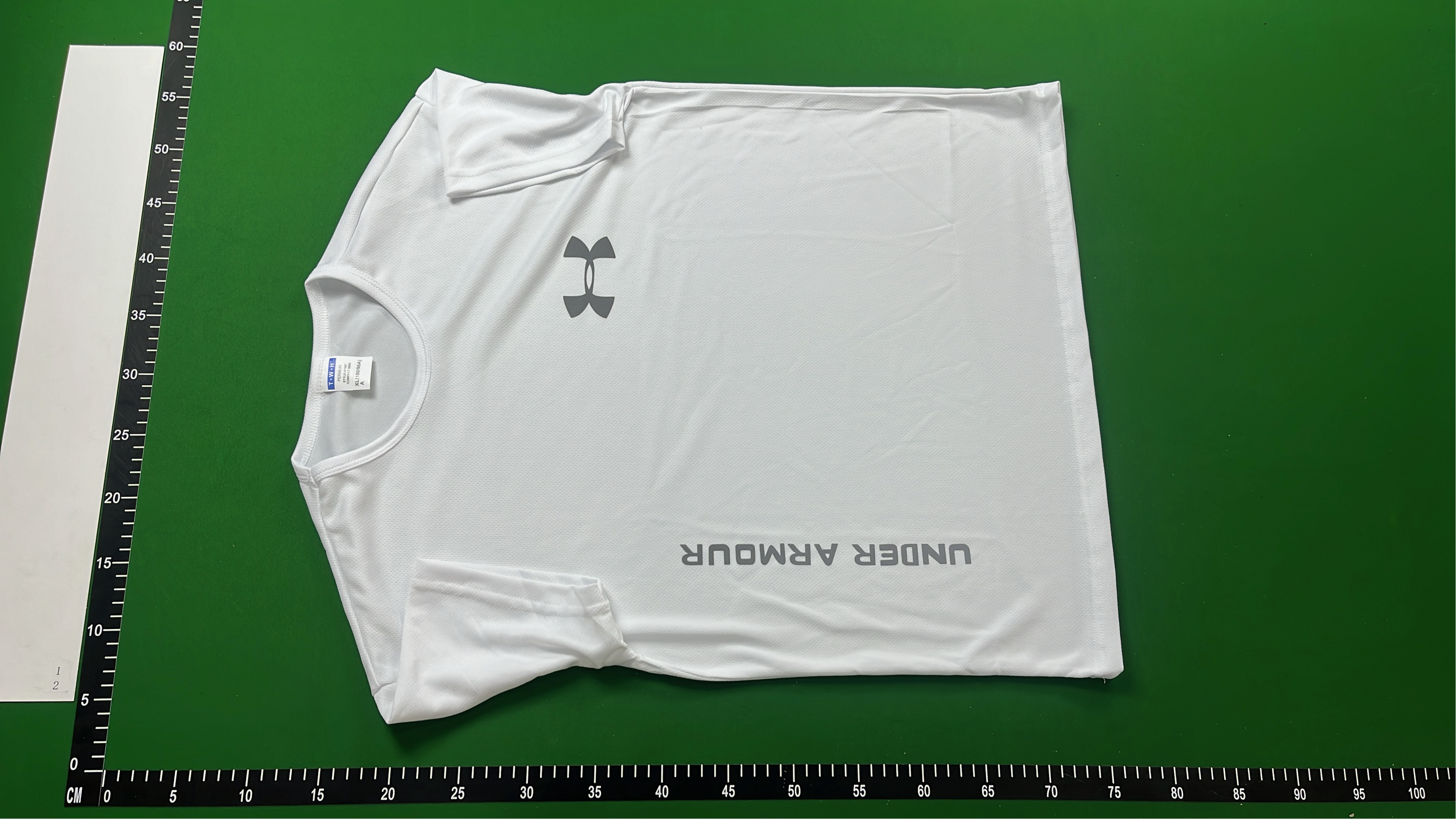 Under Armour Men's T-Shirt