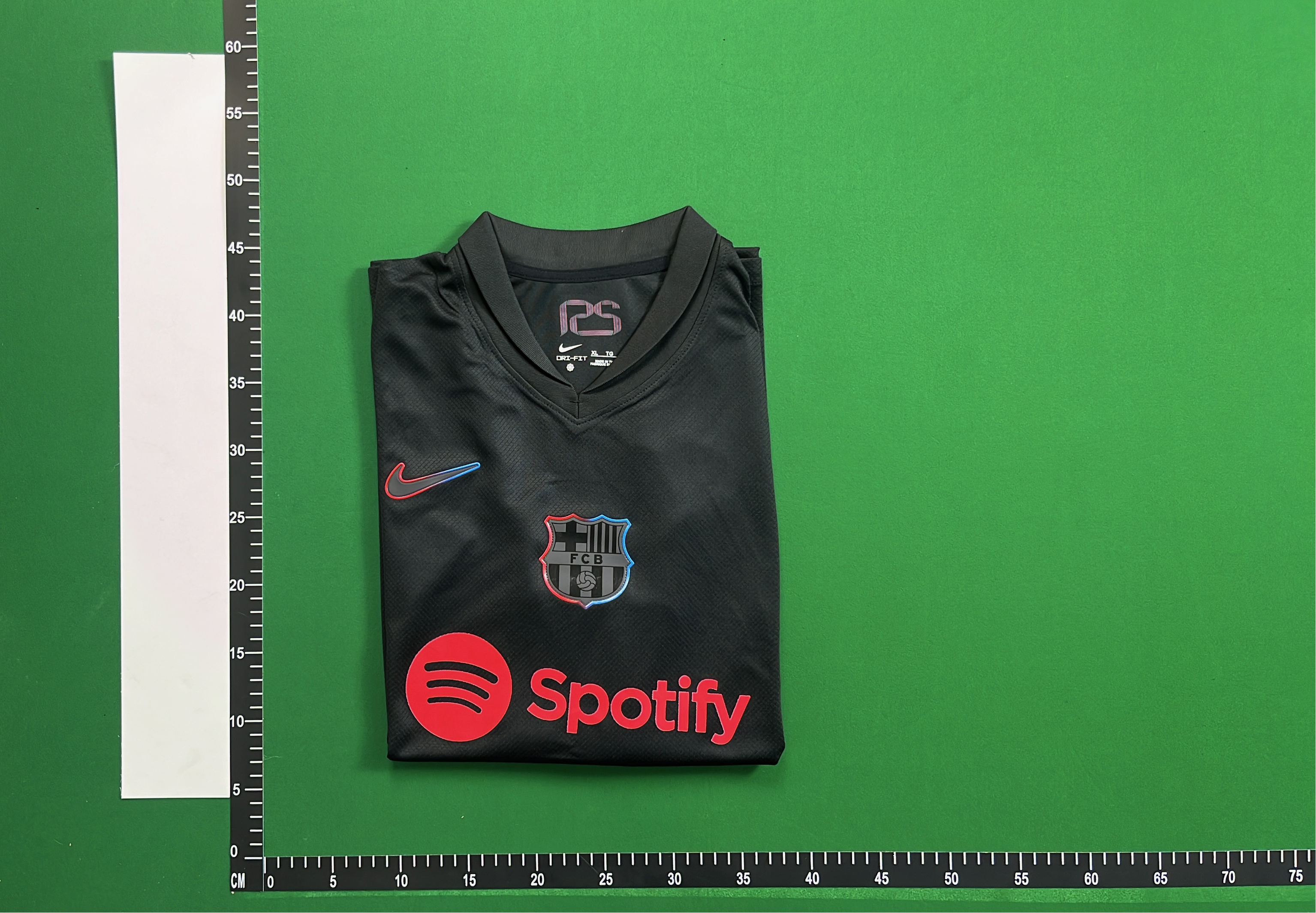 Official Football Club Jerseys for Men - AC Milan, PSG, Barcelona, Real Madrid, Liverpool, Arsenal