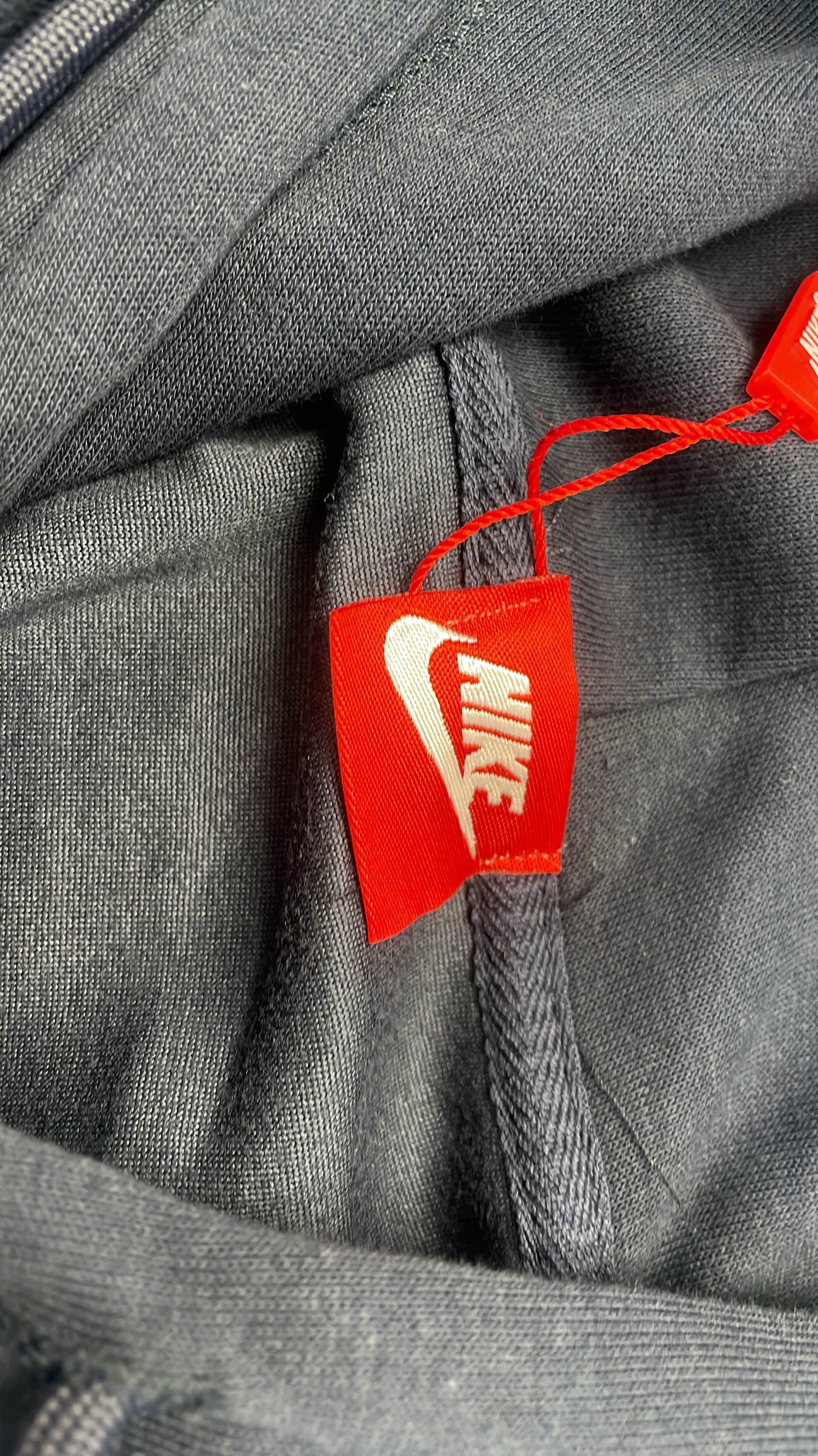 Nike Hoodie Men's Black Pullover Sweatshirt
