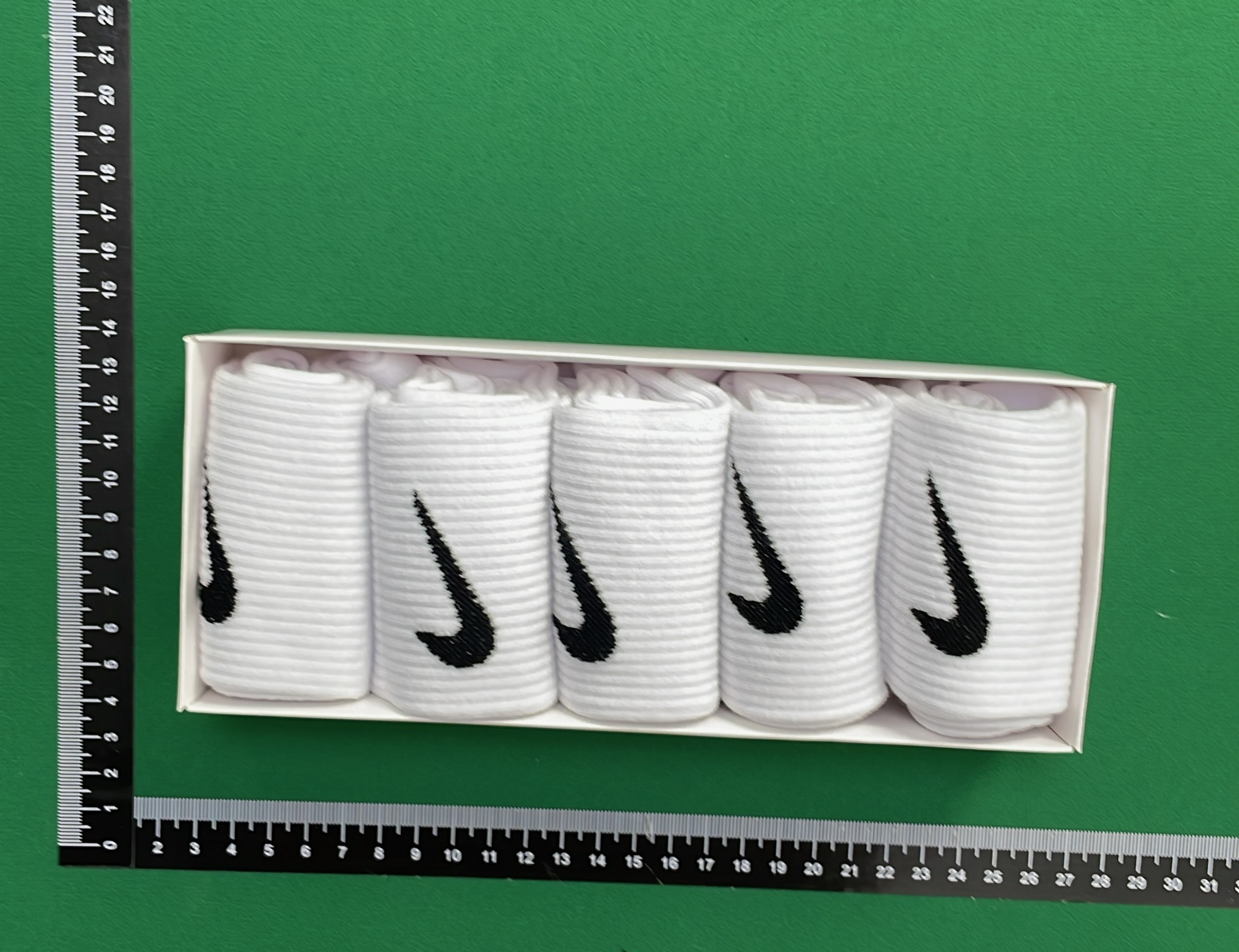 Nike Everyday Cushioned No-Show Socks - White & Black