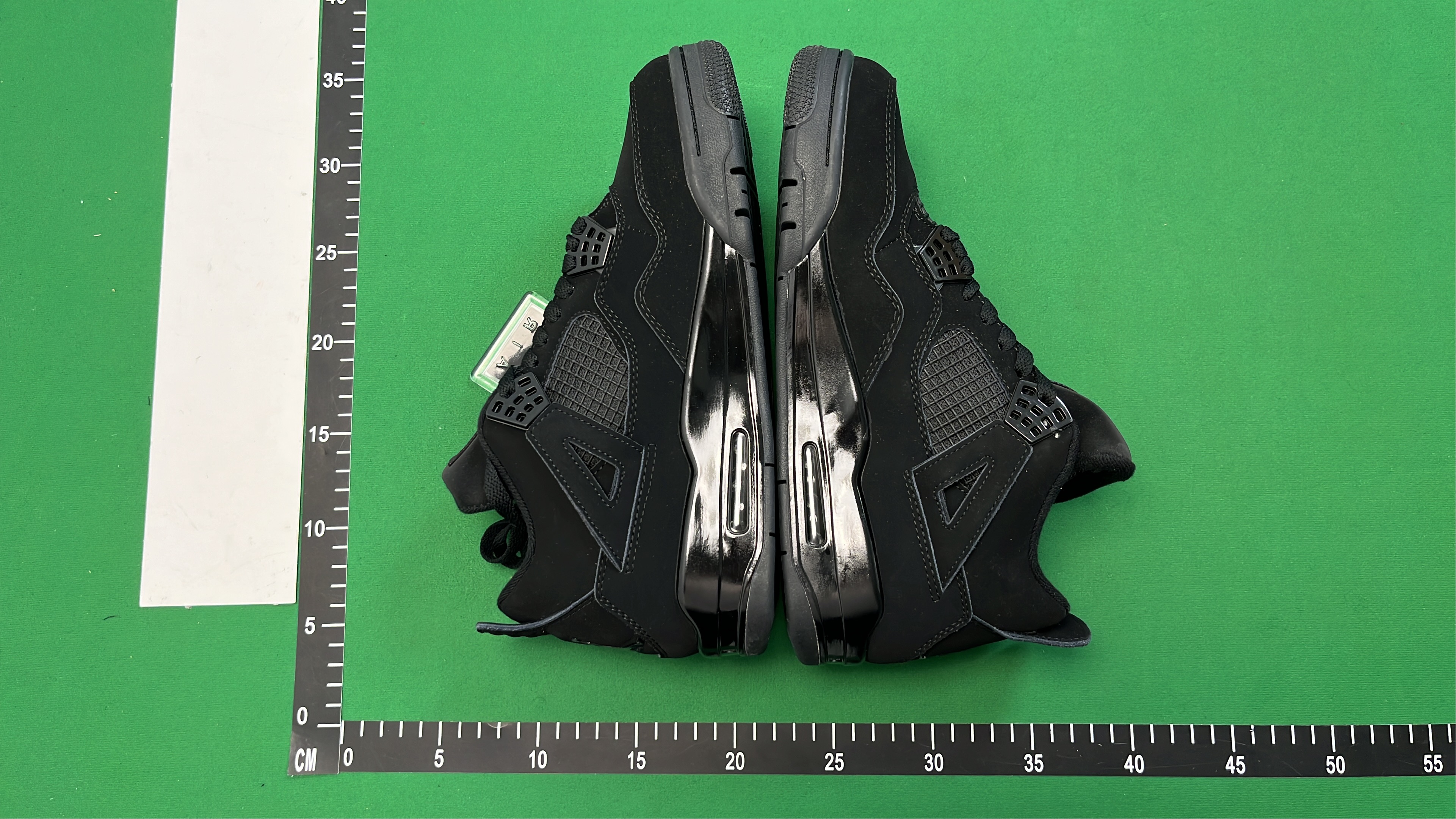 Air Jordan 4 Retro 'Olive' White Black Green Sneakers