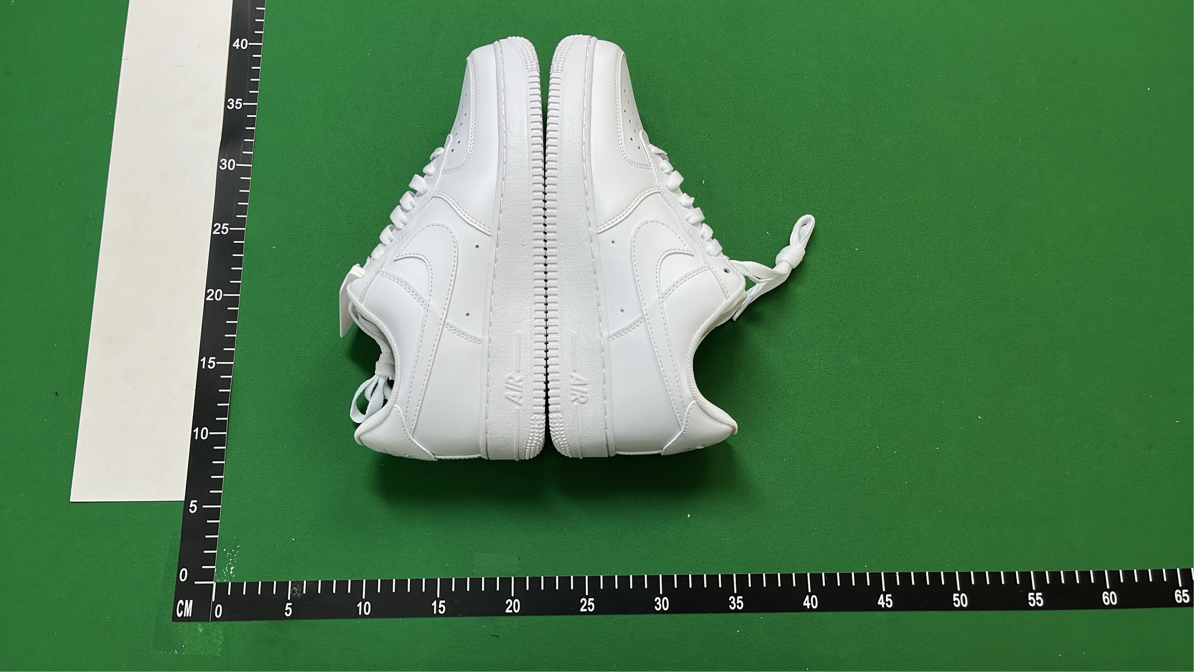 Nike Air Force 1 x Supreme White Red Swoosh Sneakers