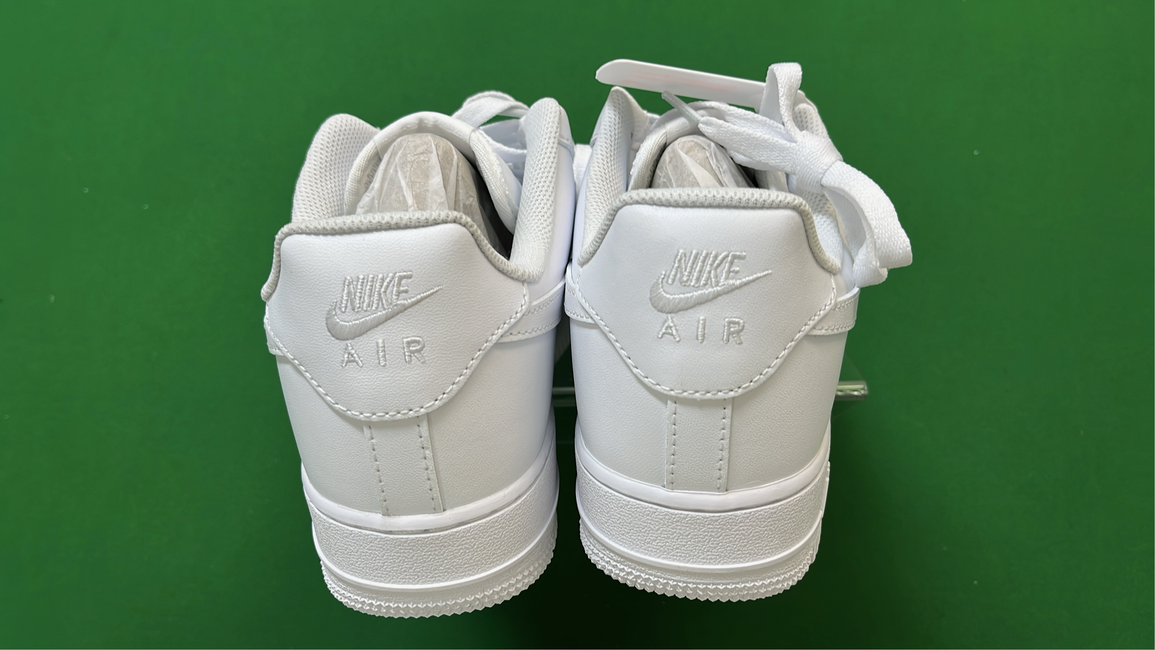 Nike Air Force 1 x Supreme White Red Swoosh Sneakers