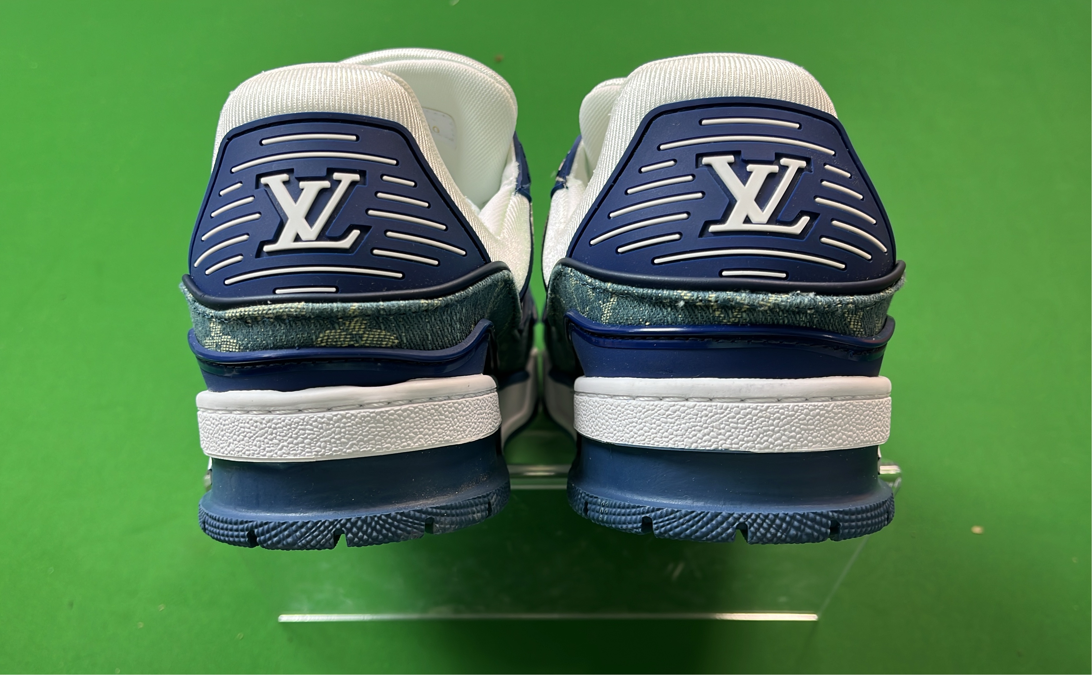 LV Monogram Sneakers Men Women Fashion Sport Shoes