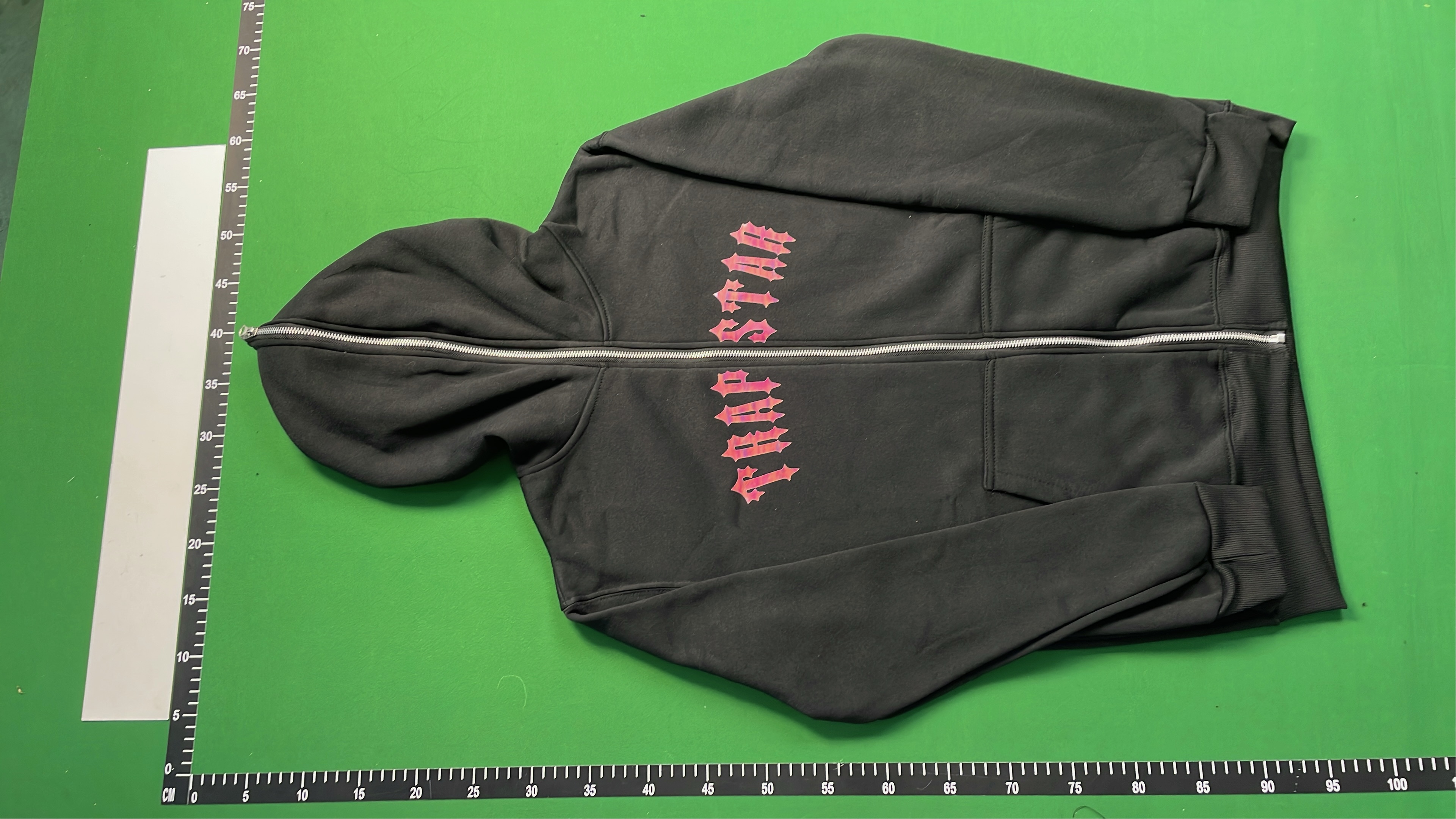 Trapstar Hoodie Zip-Up Sweatshirt - Fashion Streetwear for Men & Women