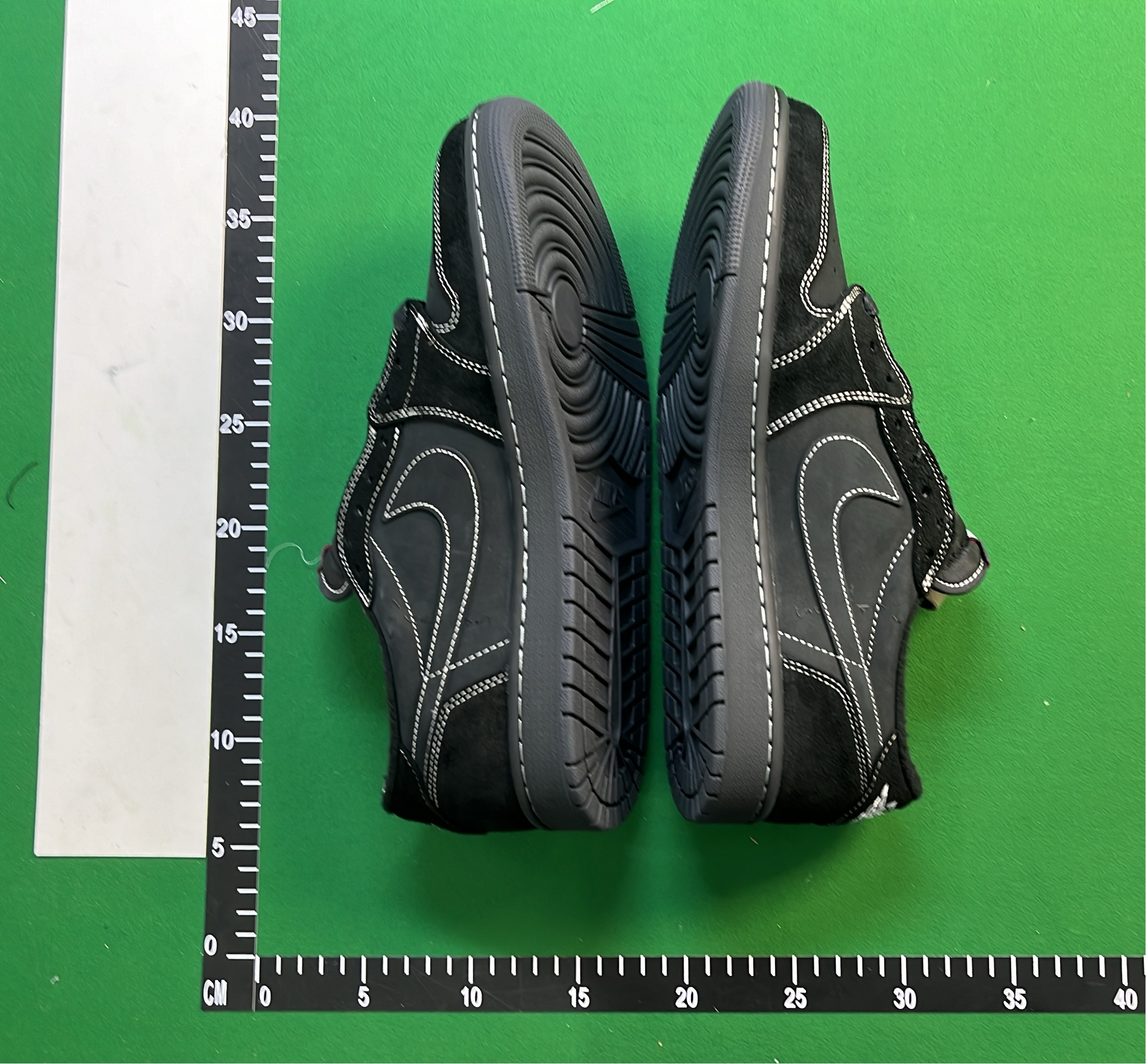 Jordan 1 Travis Scott Sneakers