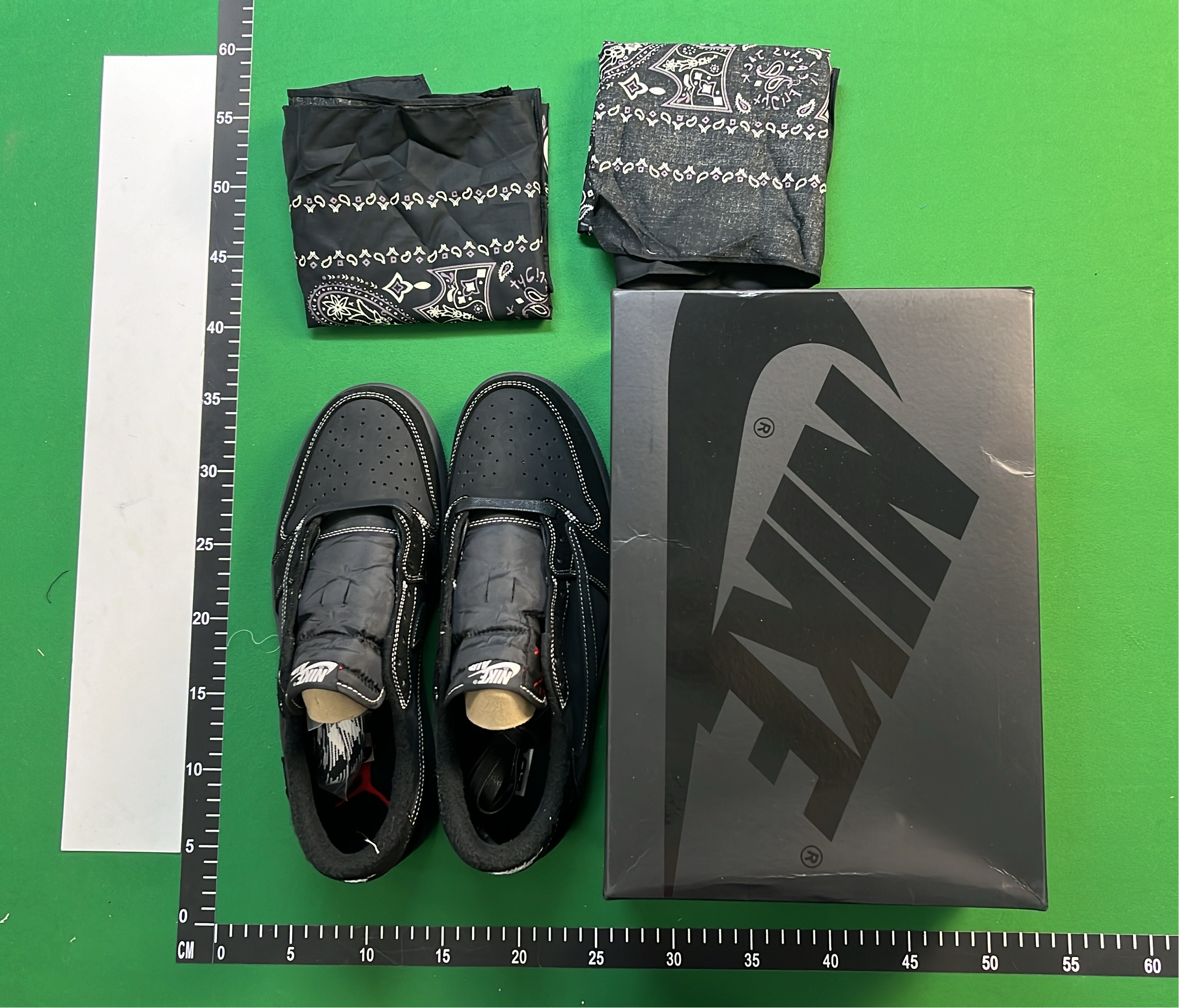 Jordan 1 Travis Scott Sneakers