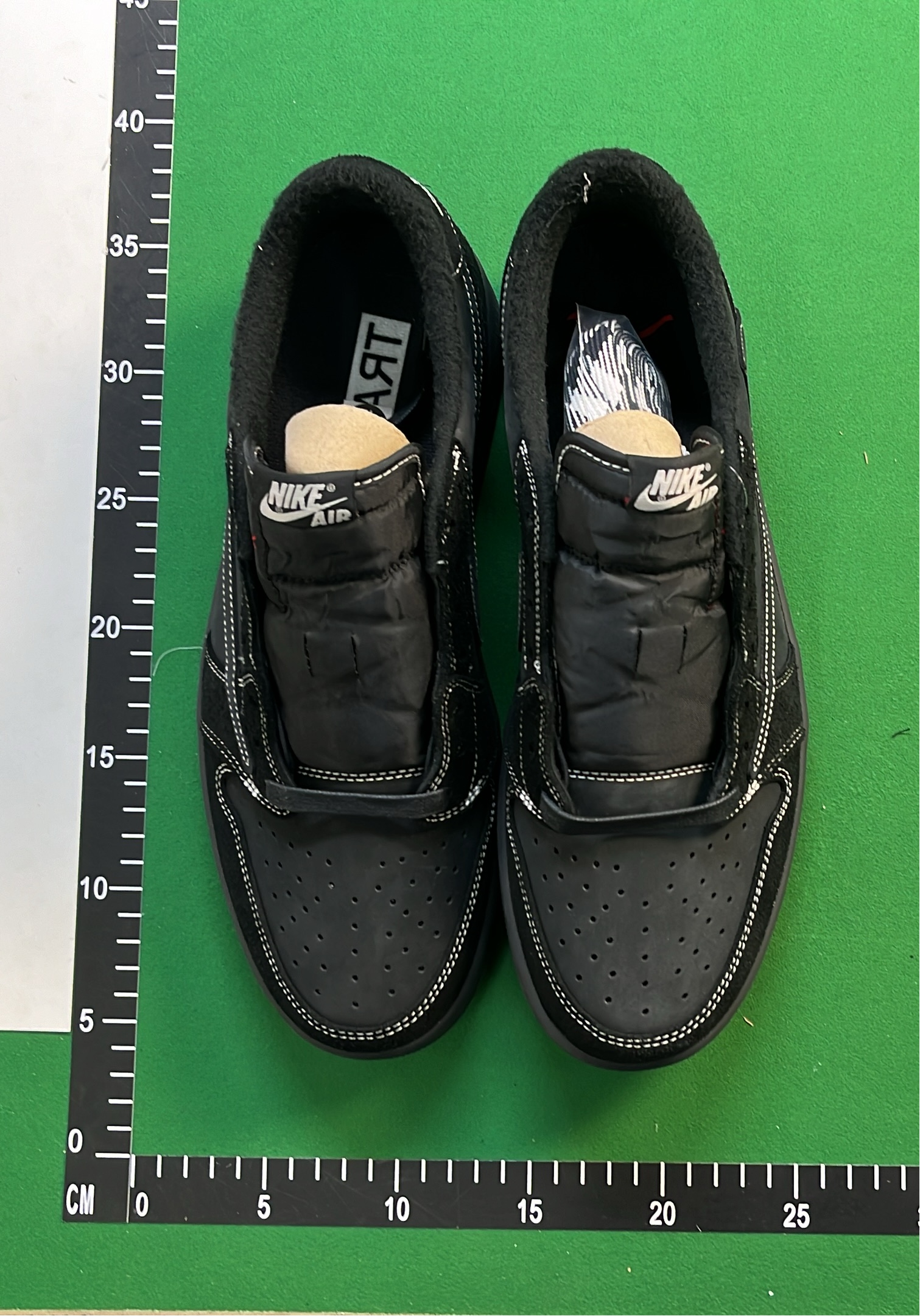Jordan 1 Travis Scott Sneakers