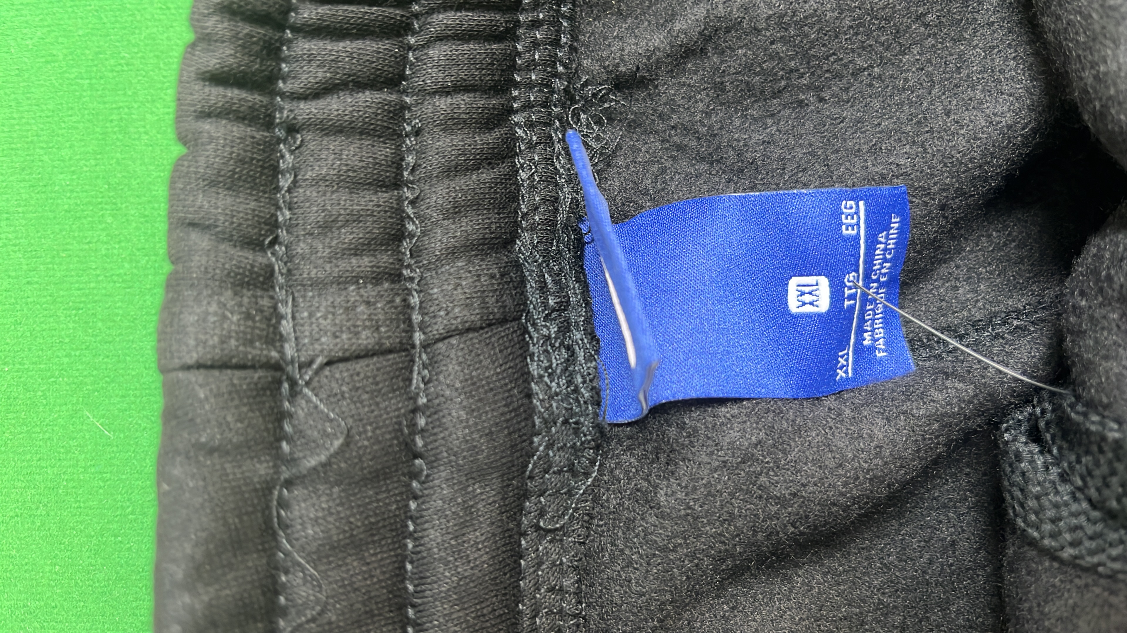 Nike Men's Therma-FIT Sweatpants - Comfortable Athletic Wear