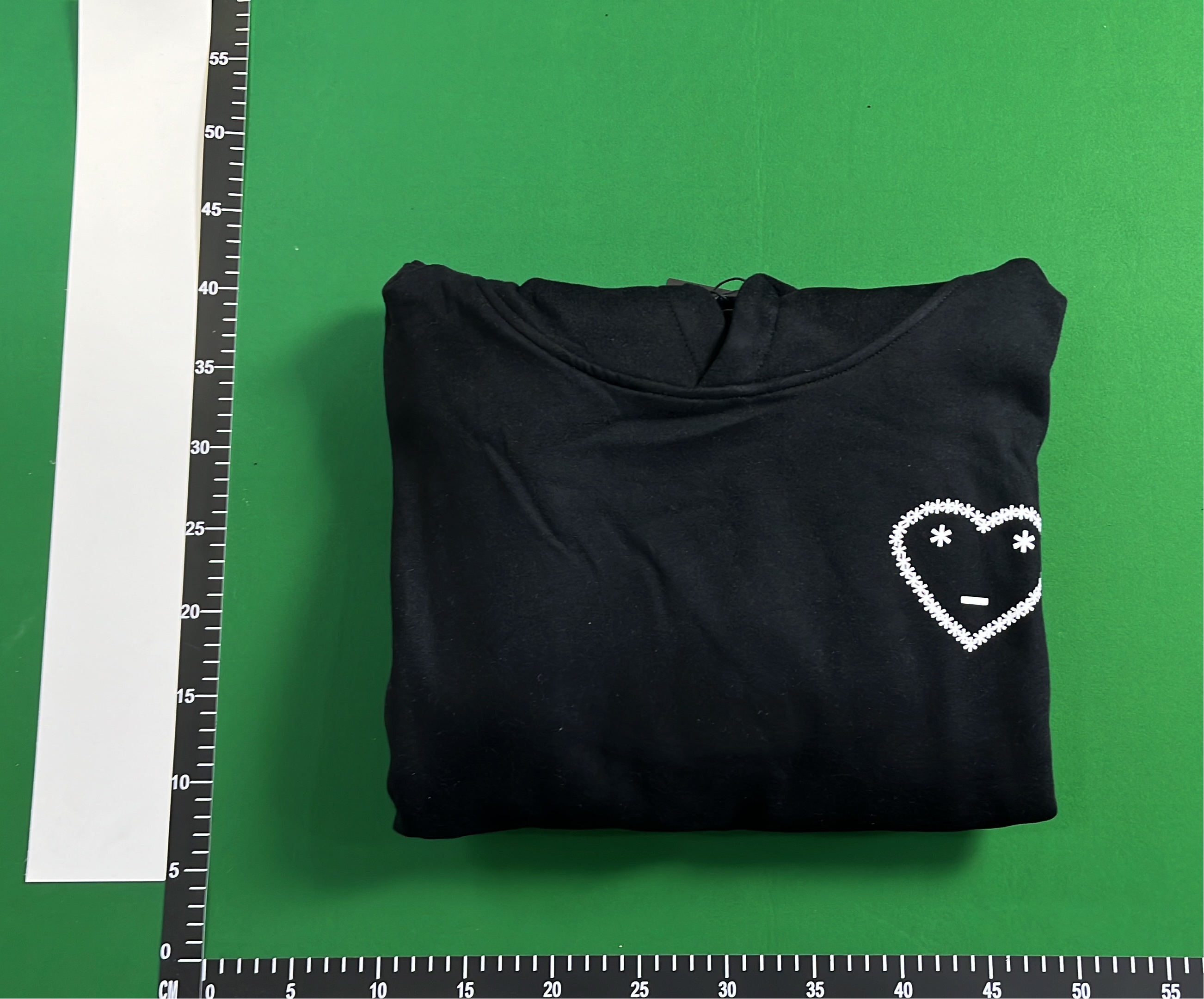 Black Heart Embroidery Sweatpants with Pink Drawstring