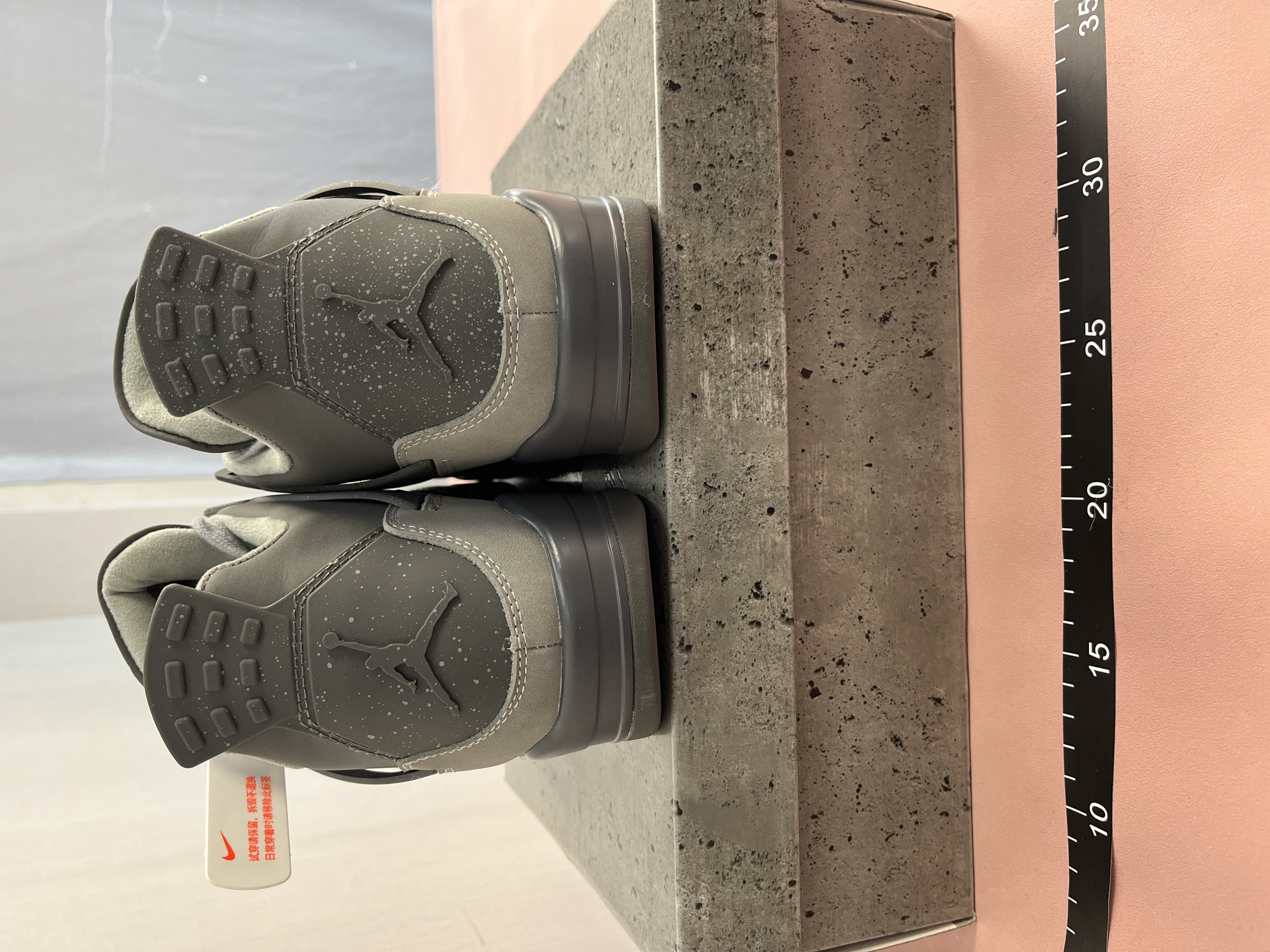 Air Jordan 4 Retro Sneakers - Classic Basketball Shoes for Men