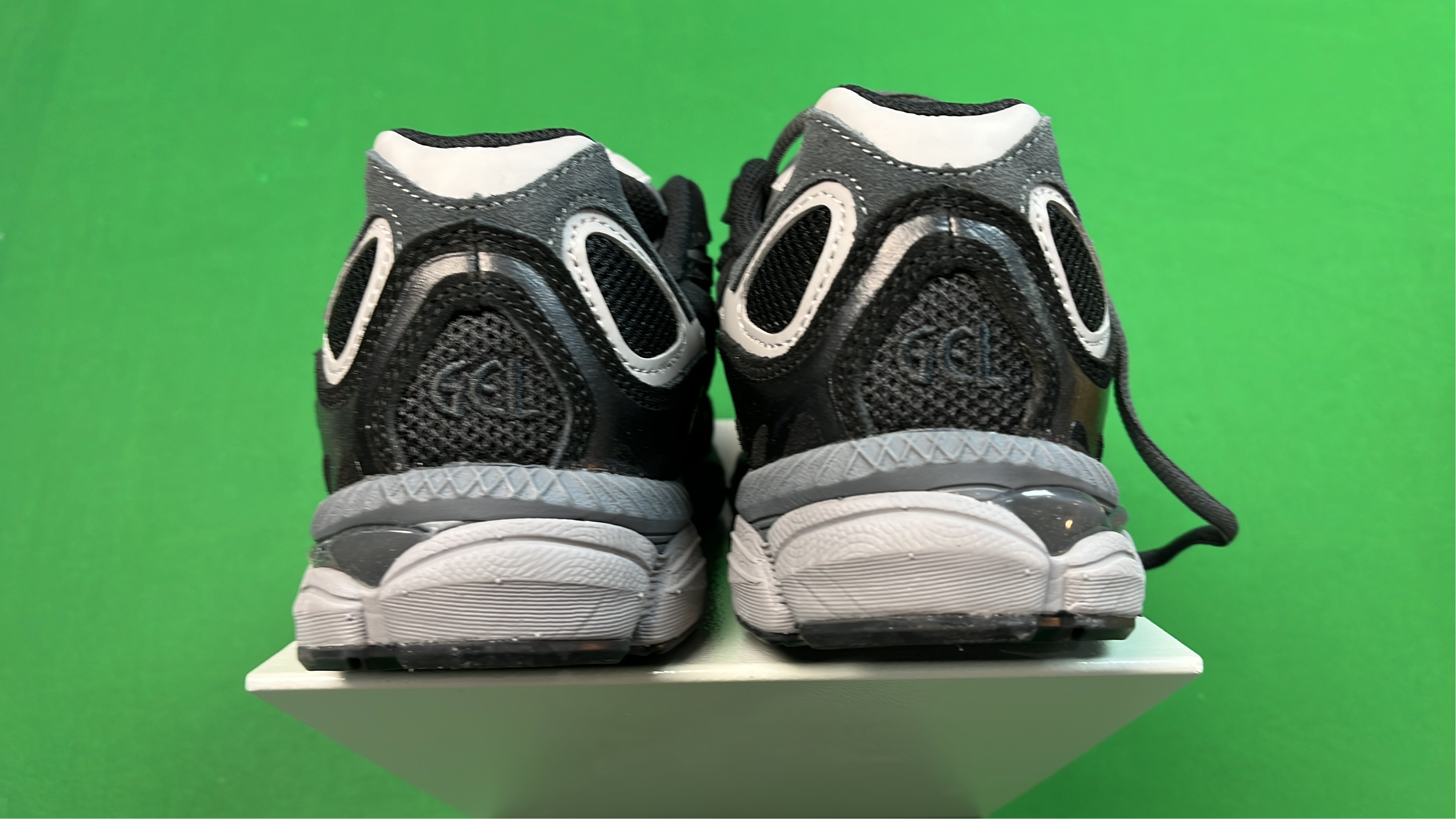 ASICS Gel-Kayano 14 Running Shoes for Men and Women