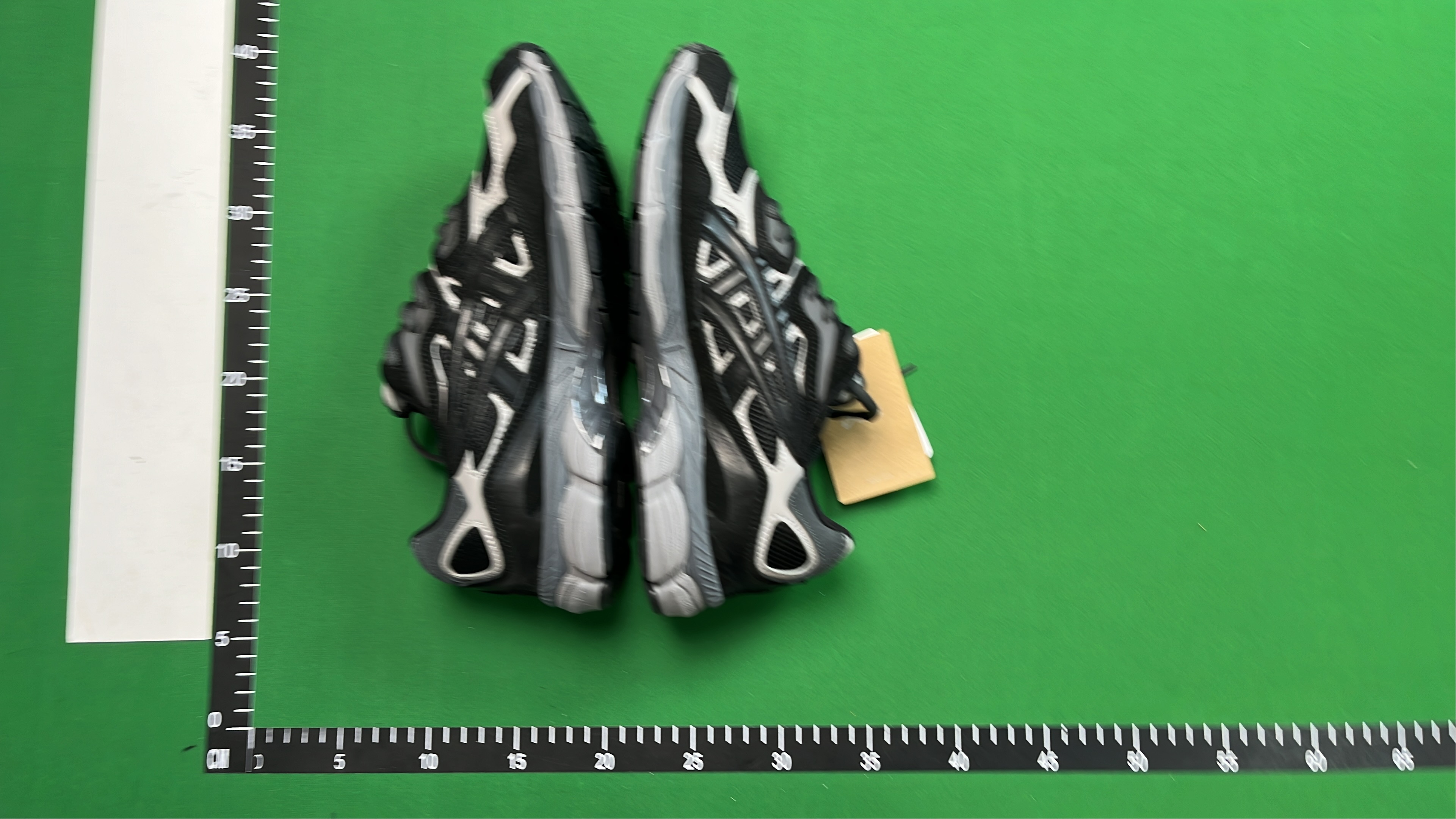 ASICS Gel-Kayano 14 Running Shoes for Men and Women