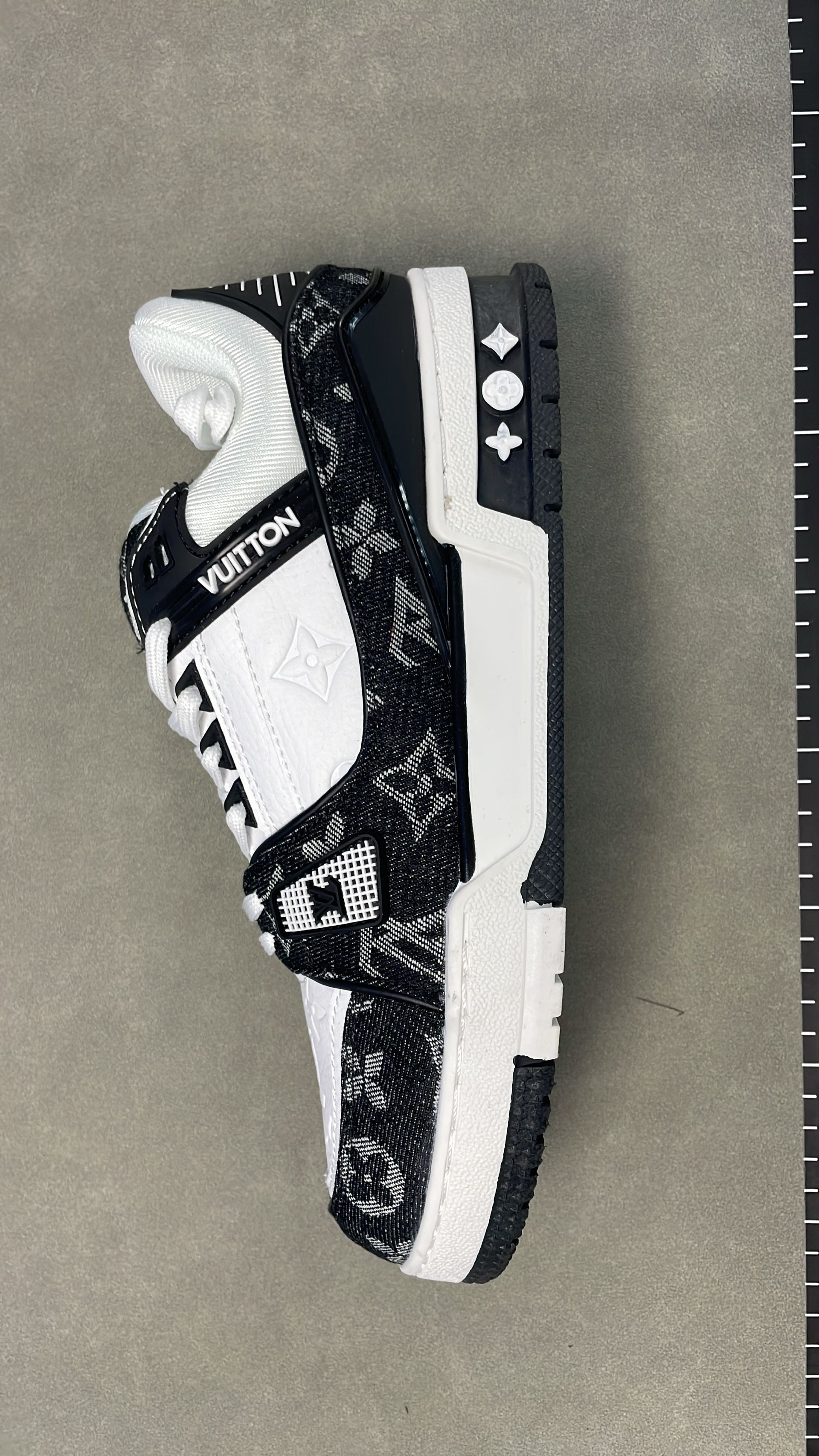 Vans x Nintendo SK8-Hi Reissue LX Sneakers - Black White