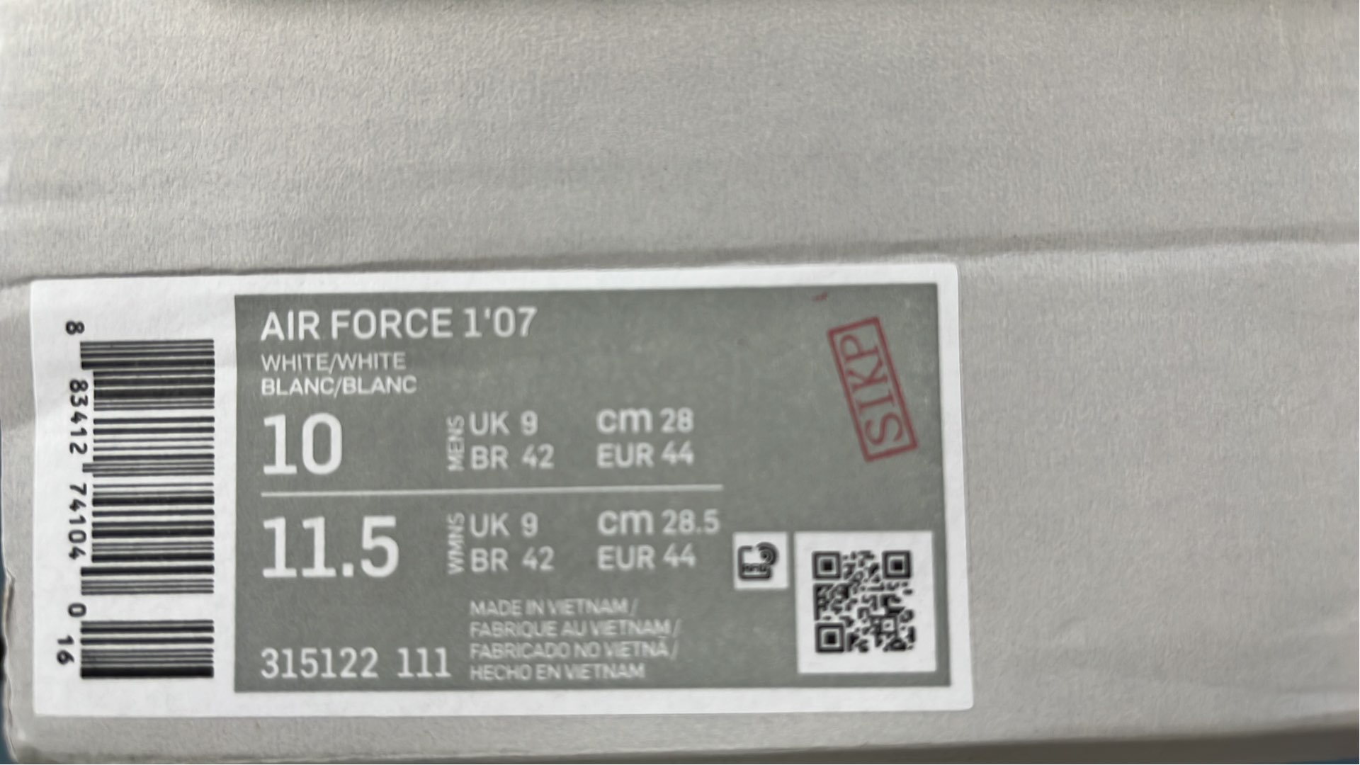 Nike Air Force 1 Low Sneakers - Classic Street Style