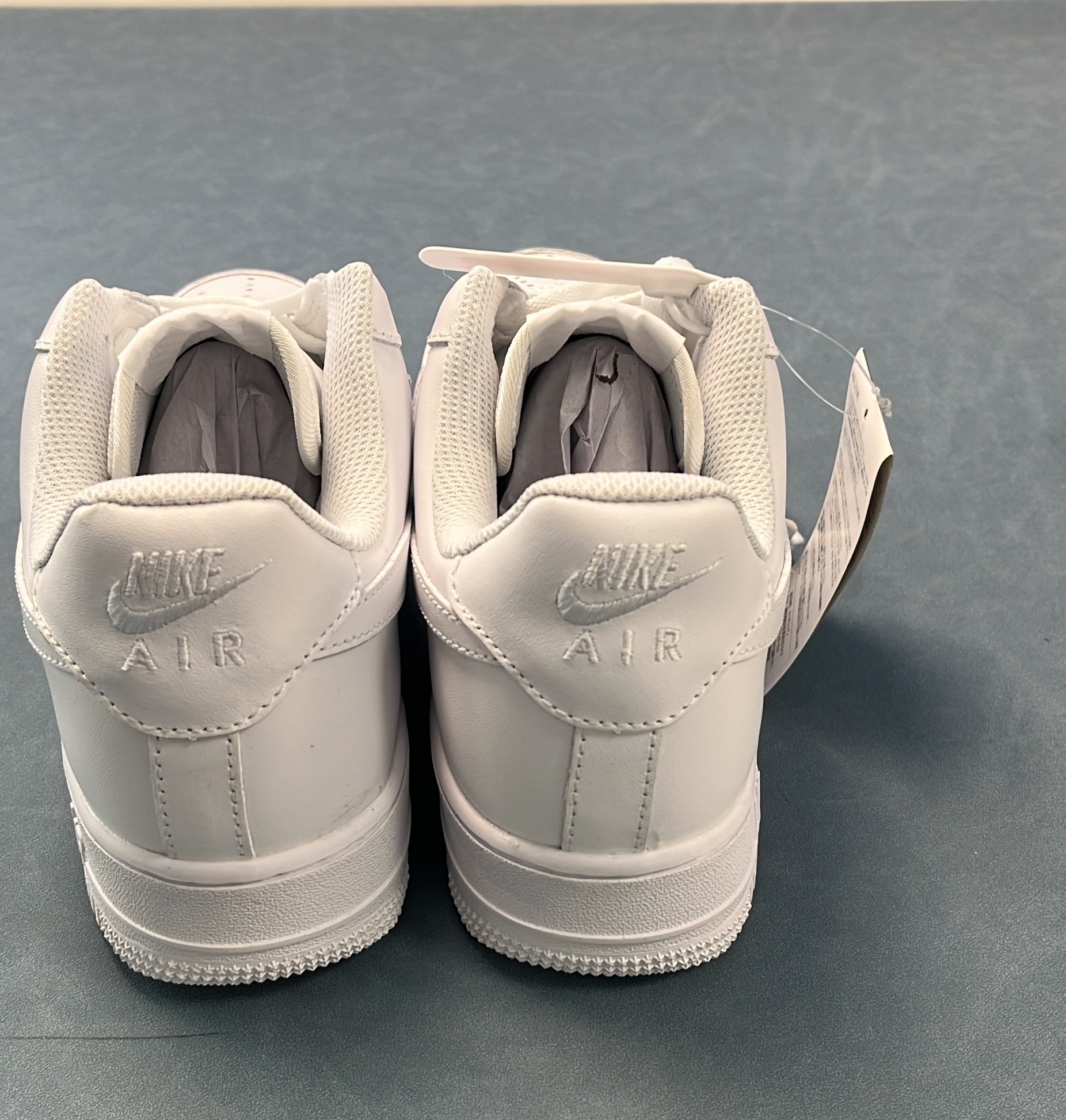 Nike Air Force 1 Low Sneakers - Classic Street Style