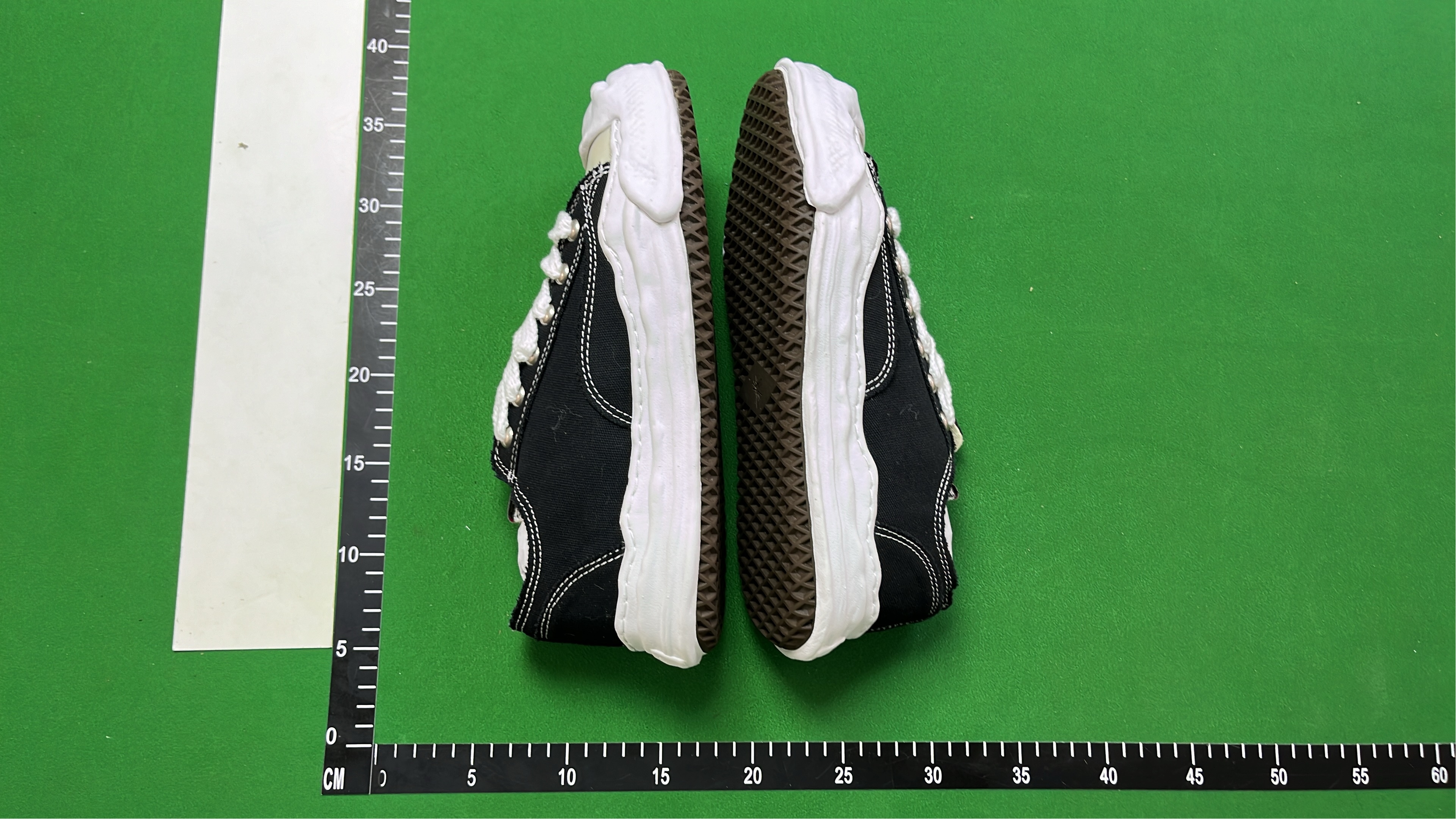 Converse Chuck Taylor All Star Low Top Sneakers
