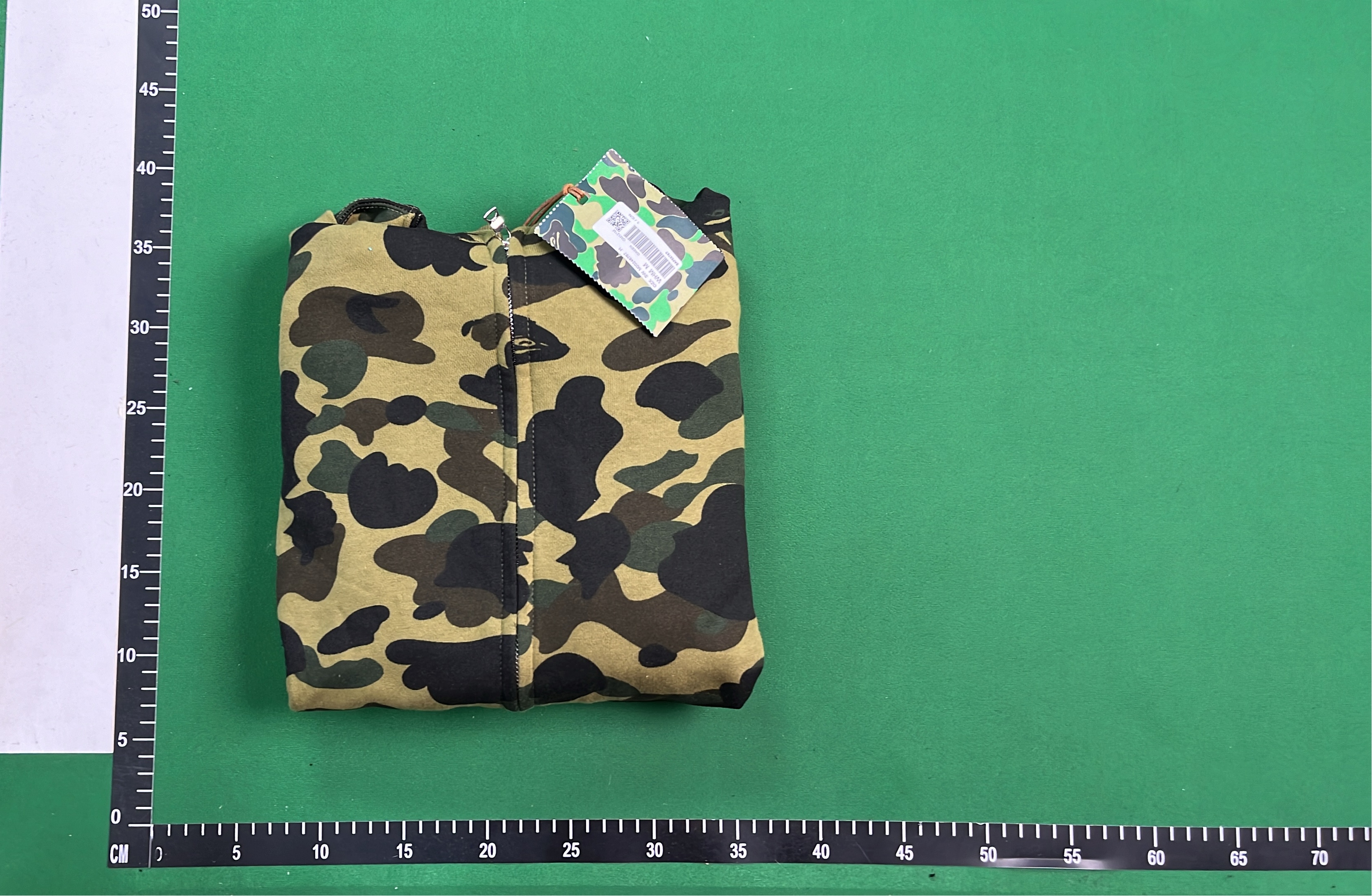 BAPE Shark Hoodie Sweatshirt Men Women Streetwear Camo Print Hooded Jacket
