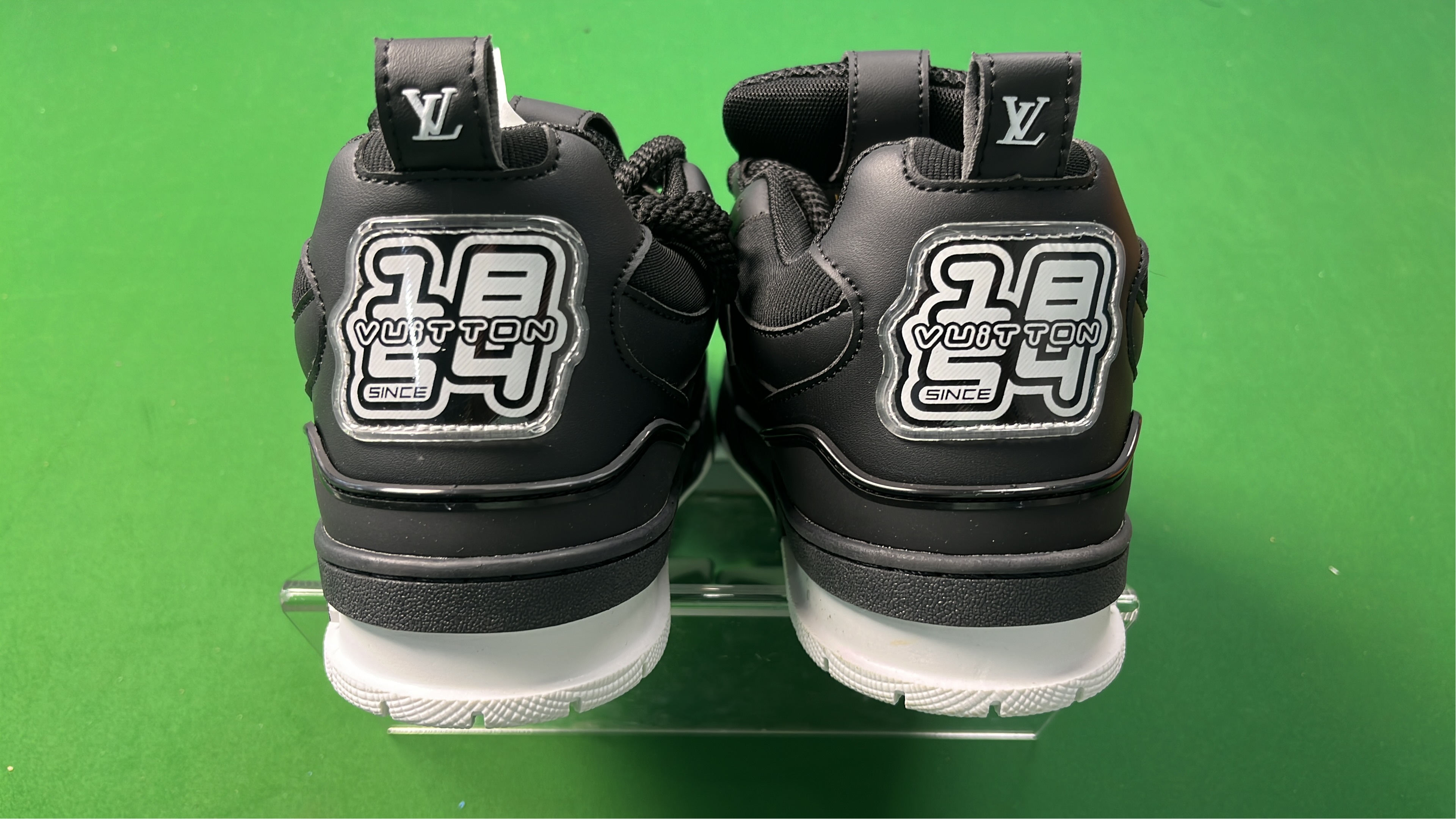 Black Kangaroos 510470ASQUY Sneakers for Men and Women