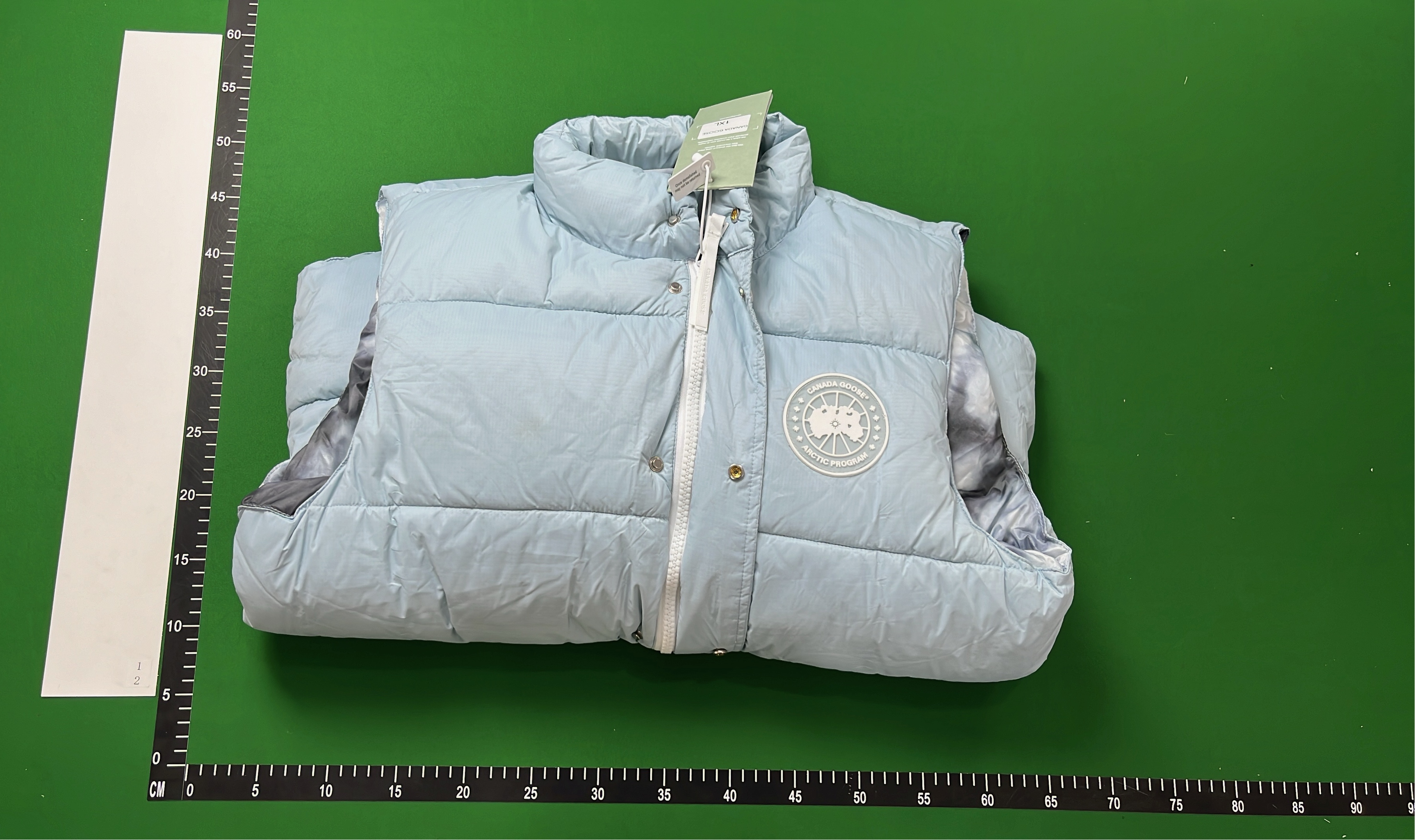 Canada Goose Down Vest - Lightweight Warmth for Men & Women