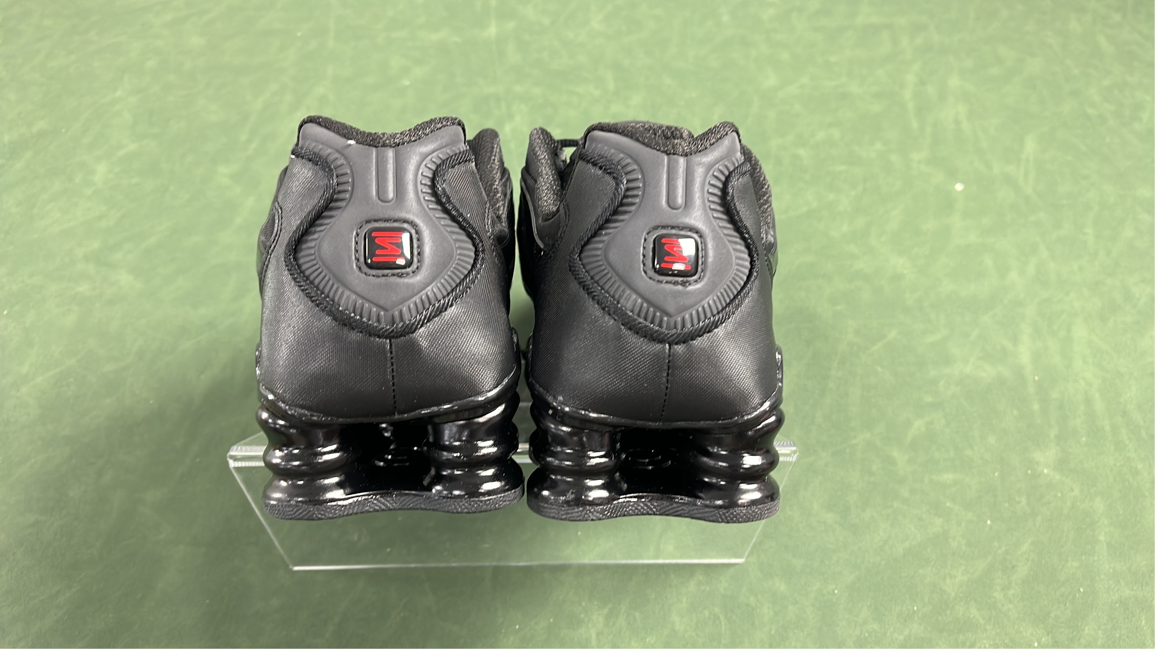 Nike Shox R4 White Red Black Running Shoes