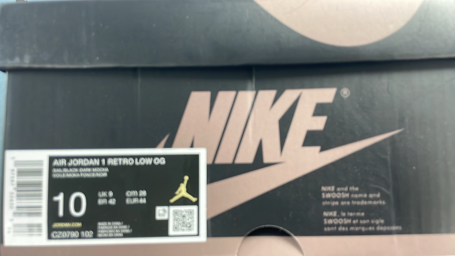 Air Jordan 1 Low Red White Black Sneakers