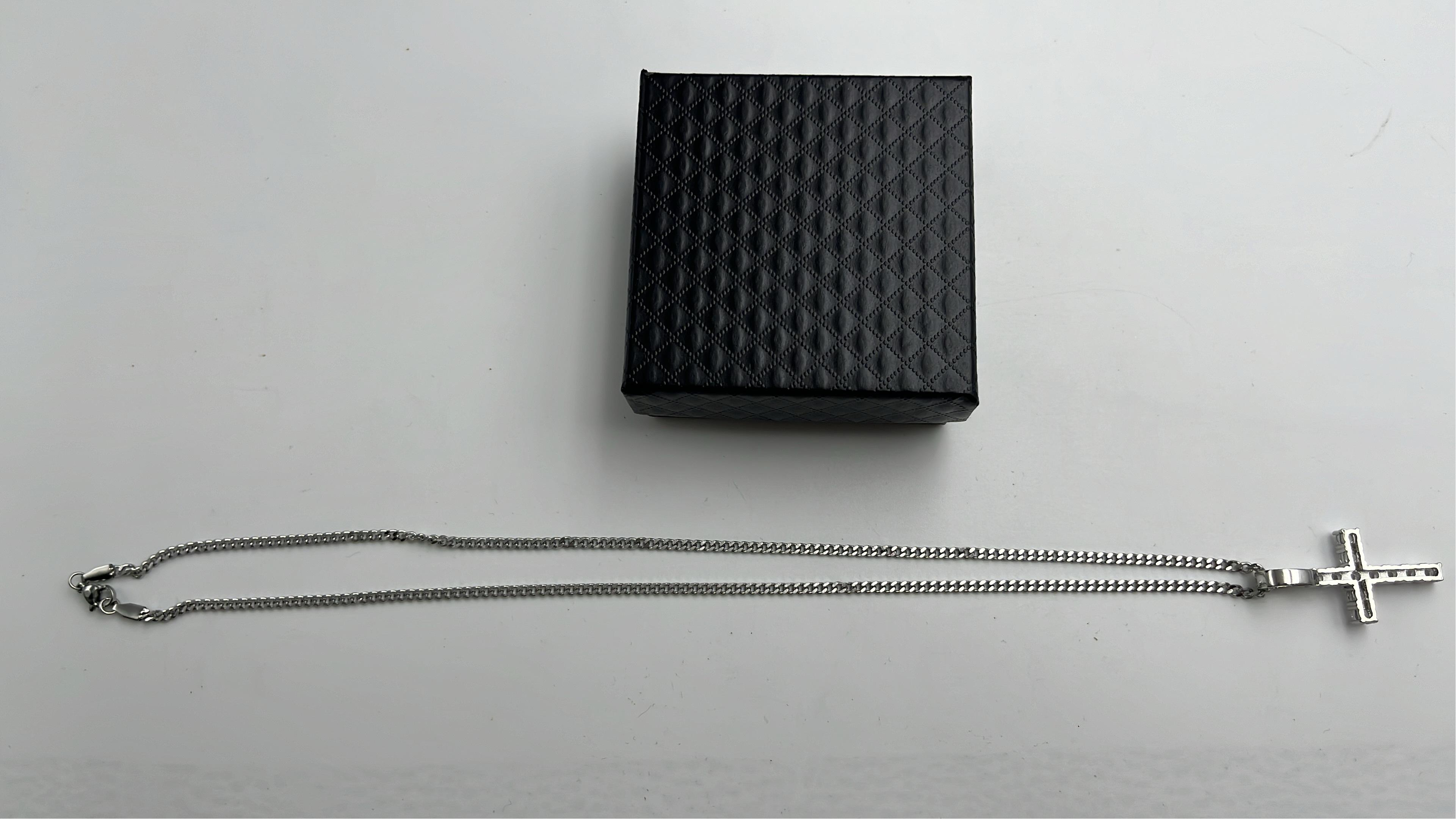 Luxury Iced Out Cross Necklace with Chain for Men