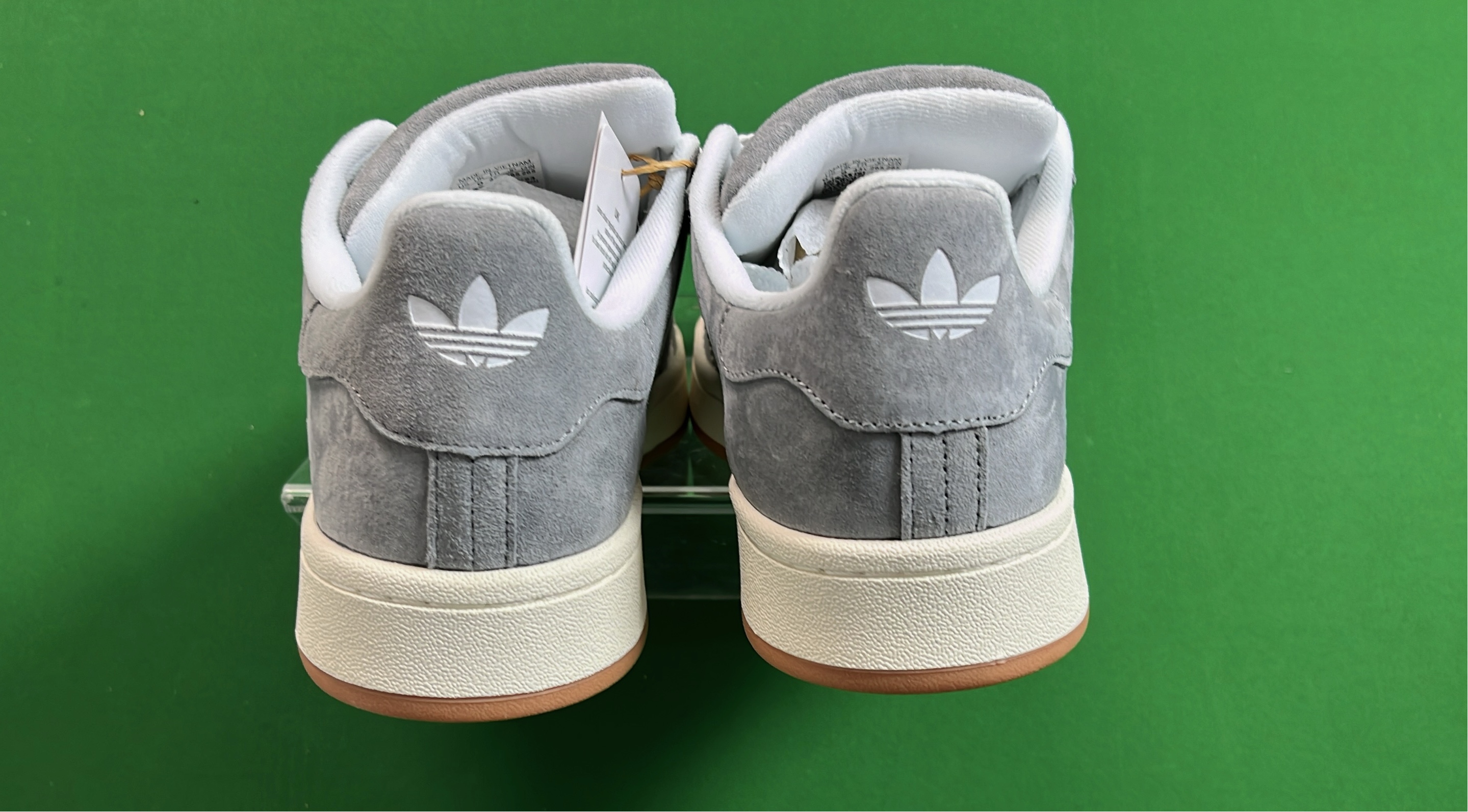 Adidas Campus Sneakers - Classic Style in Multiple Colors
