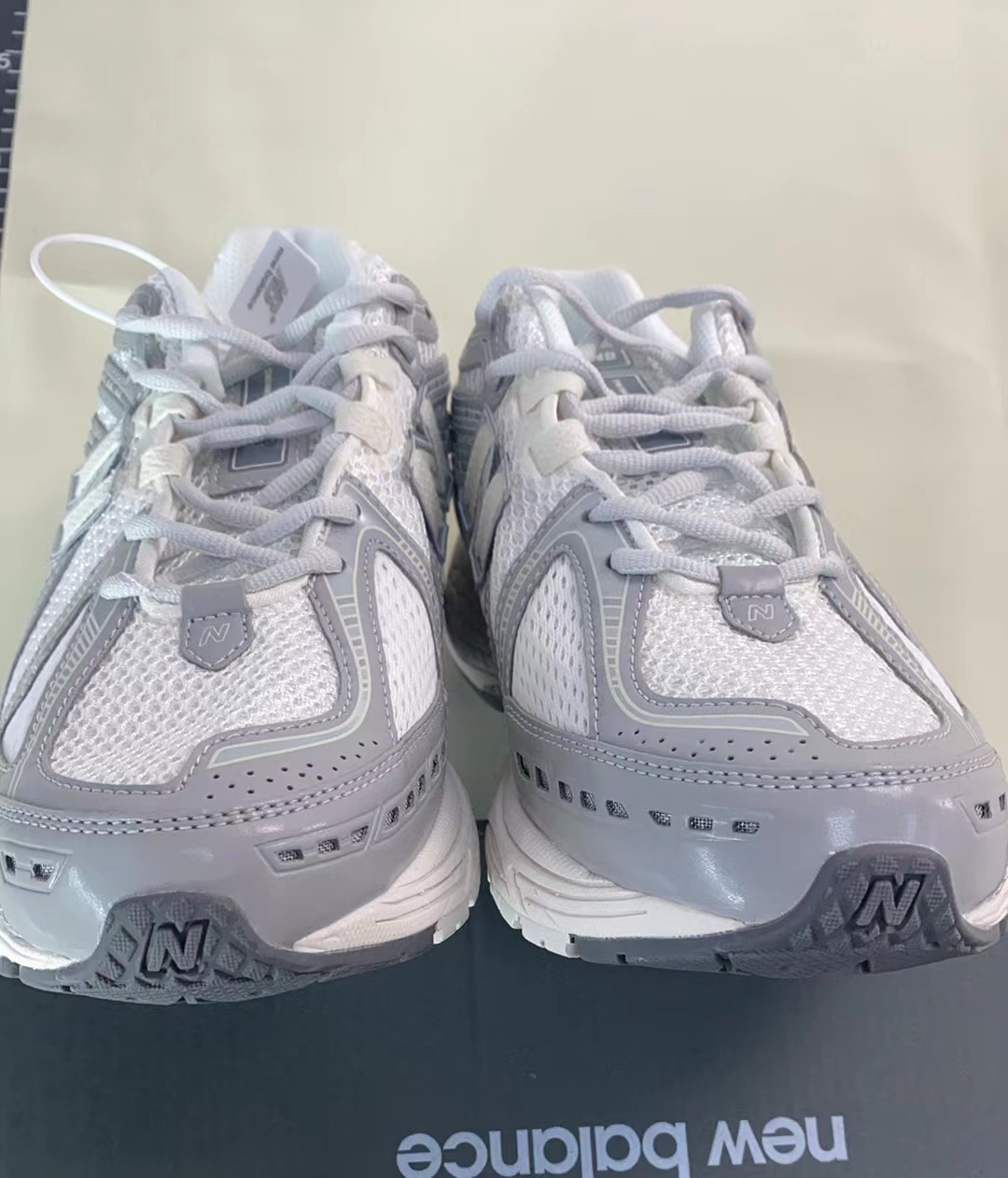 New Balance 1500v2 Running Shoes - White and Gray