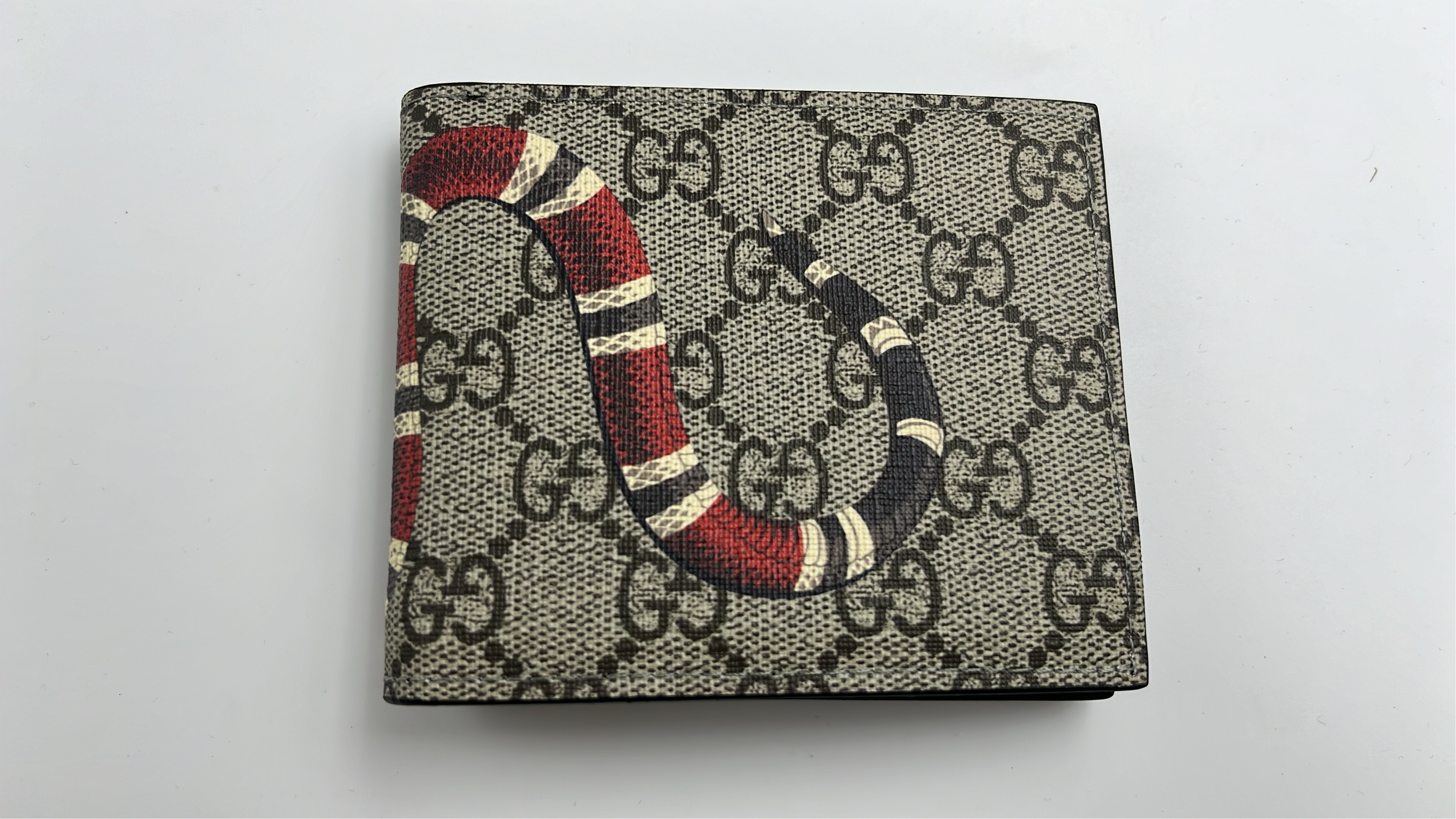 Gucci GG Supreme Wallet with Web Stripe and Bee Motif