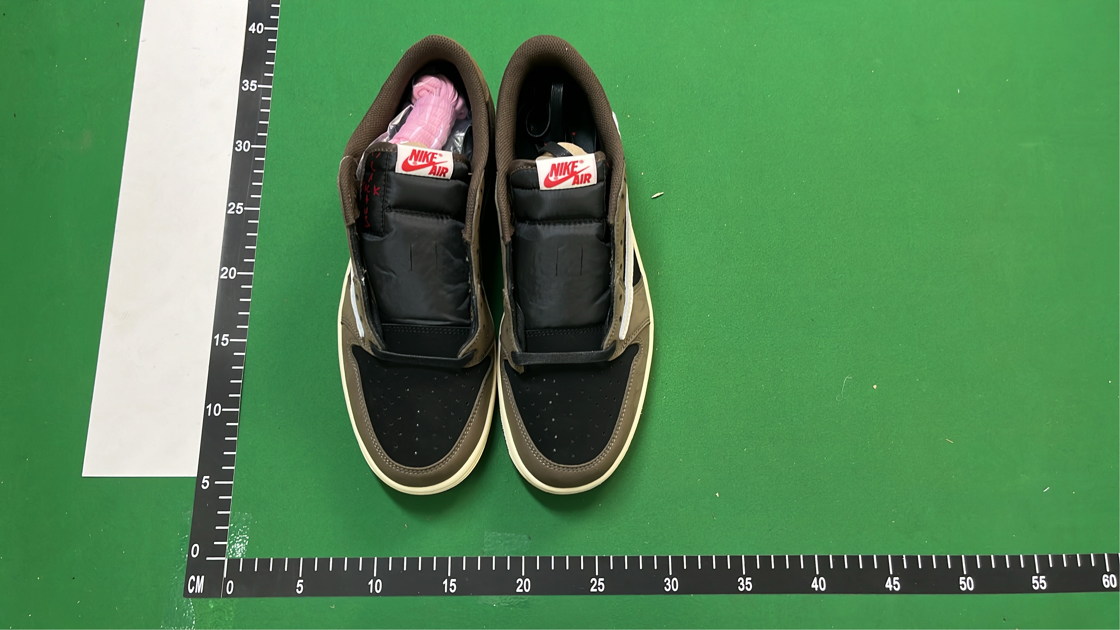 Air Jordan 1 Low Sneakers - Classic Colorways for Men