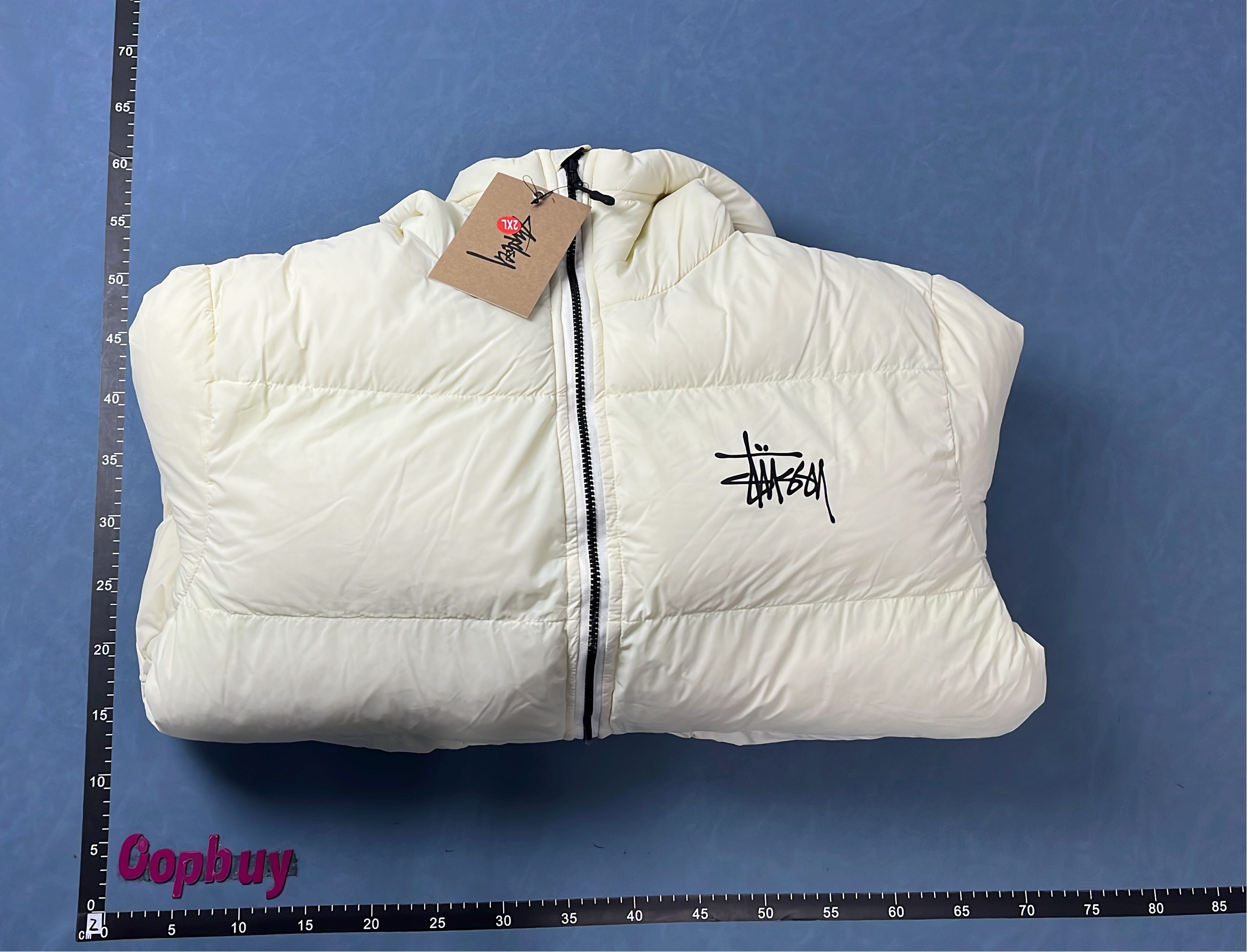 Stussy Hooded Puffer Jacket - Winter Warmth in Style