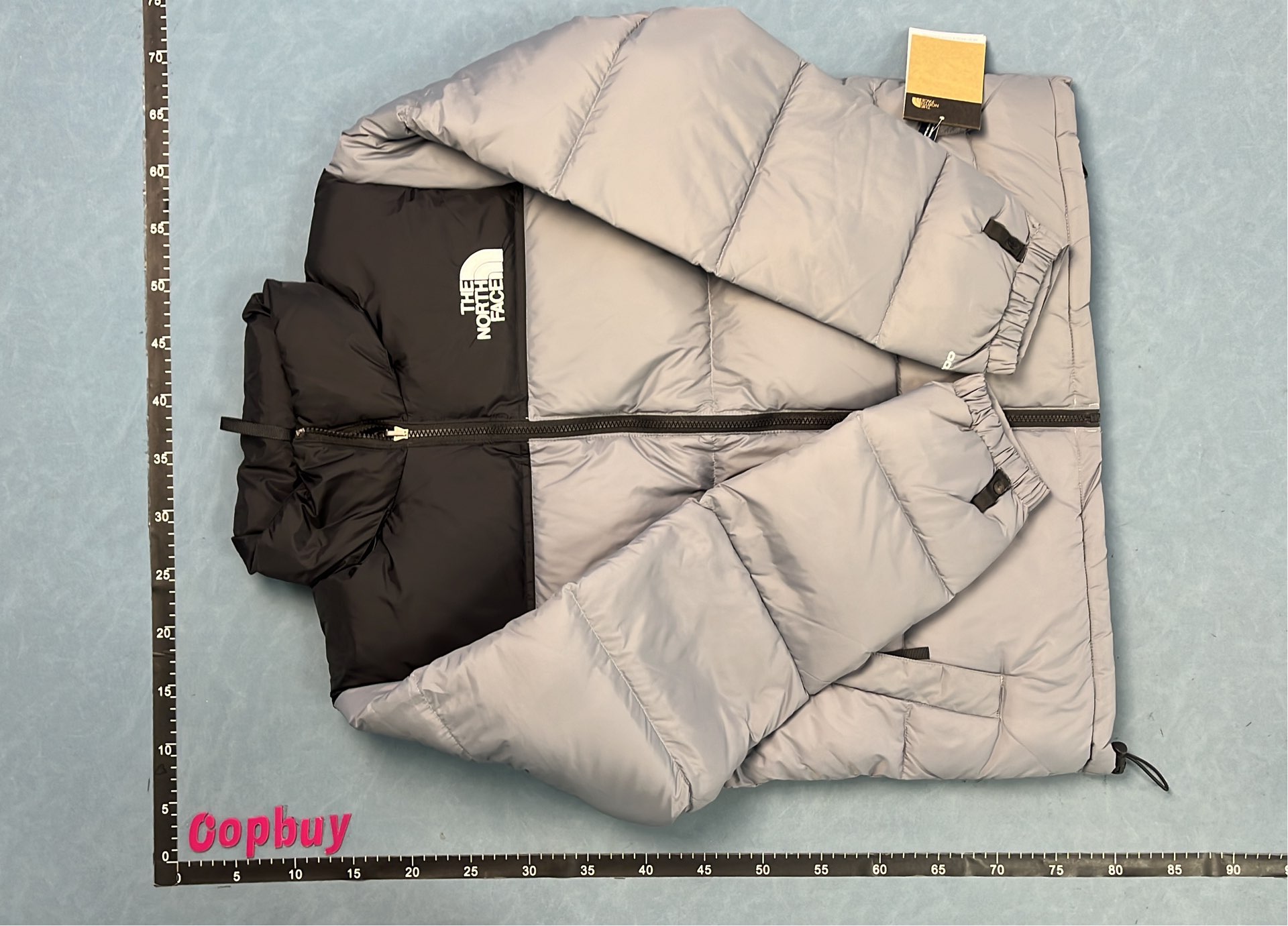 The North Face Puffer Jacket for Men Women