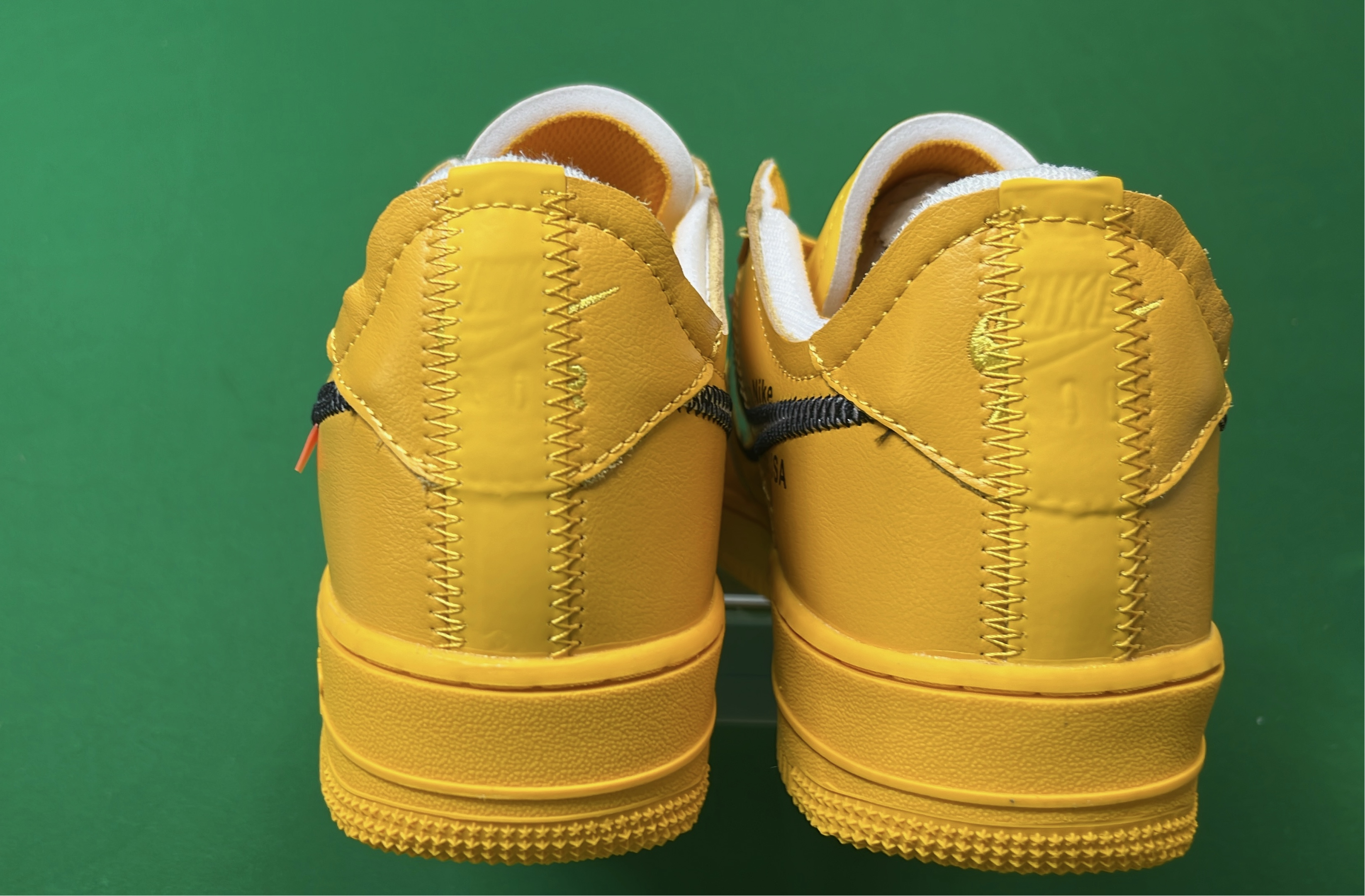 Nike Air Force 1 Low Supreme Collaboration Sneakers