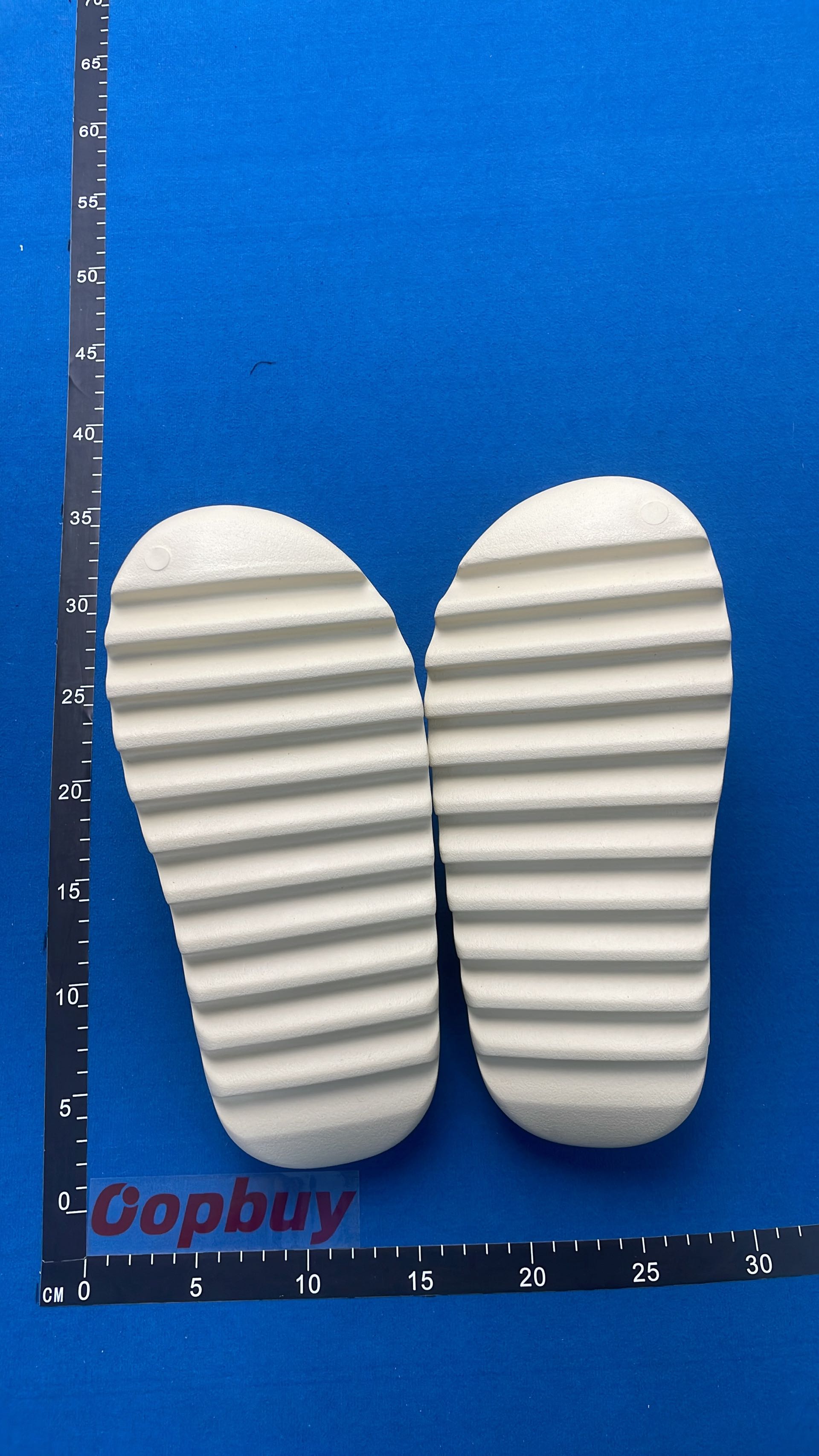 Yeezy Slide Sandals - Comfortable & Stylish Foam Slides in Multiple Colors