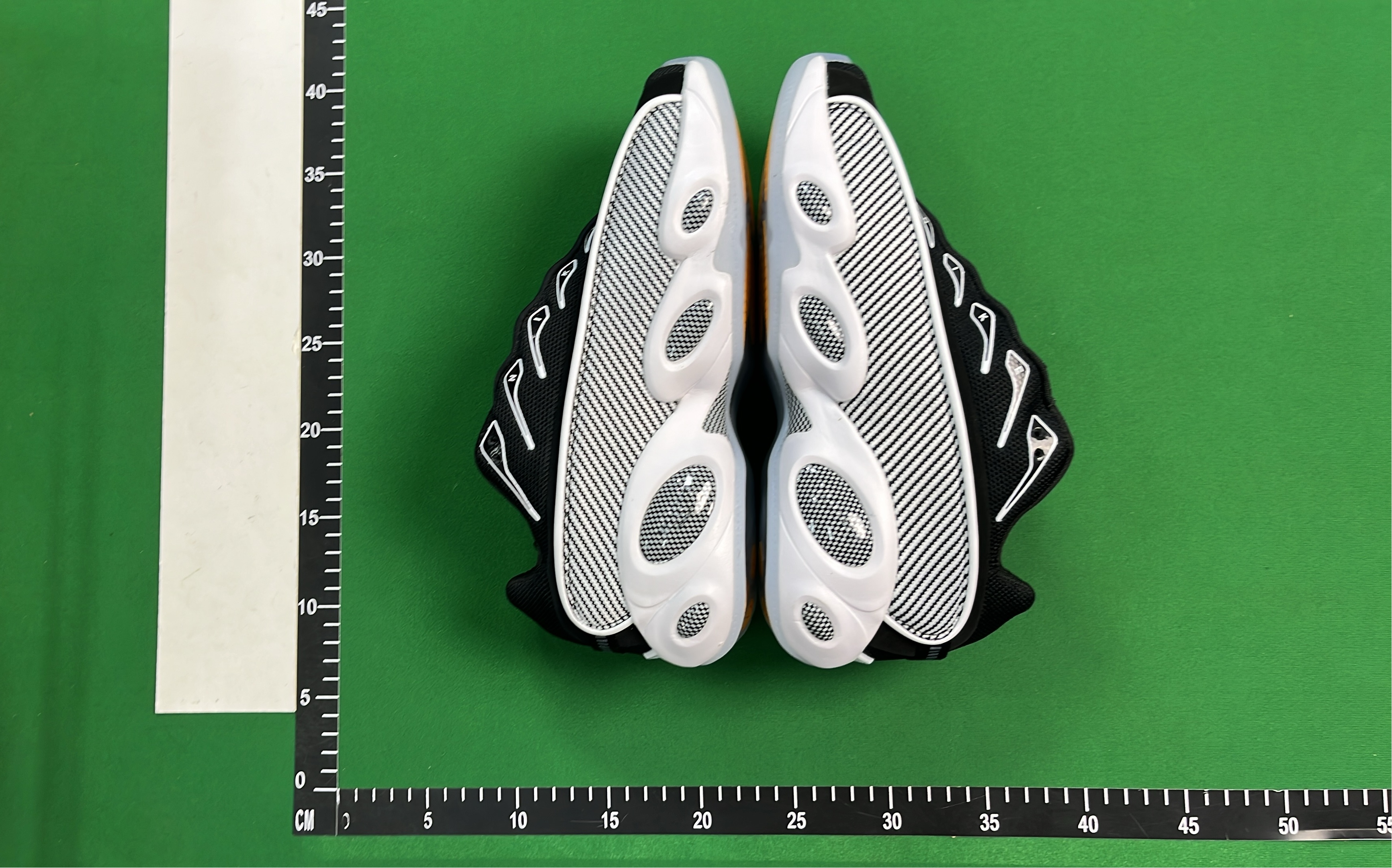 Nike Air Max Plus Neon Green Sneakers
