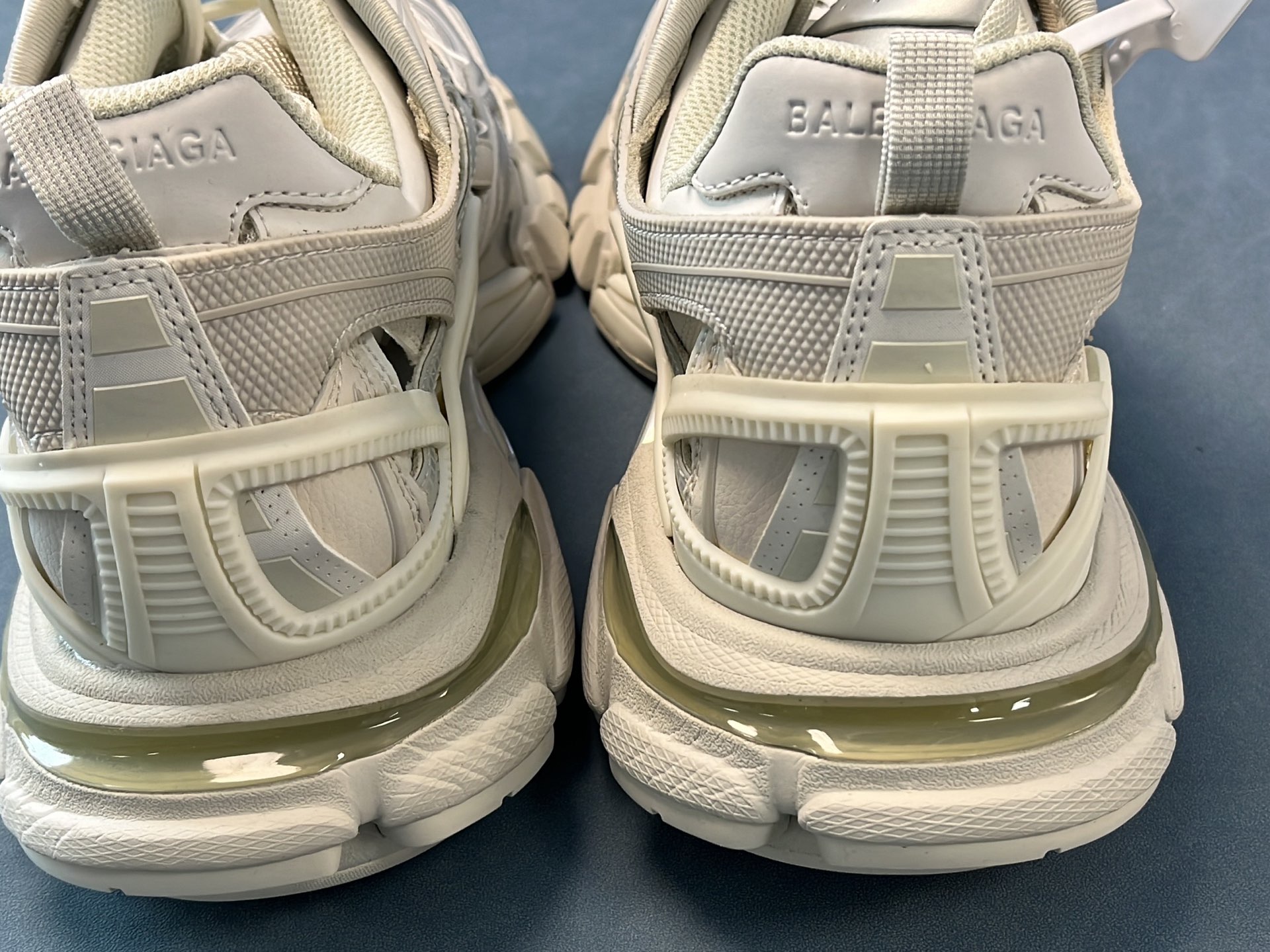 HOKA ONE ONE Clifton 8 Running Shoes for Men and Women