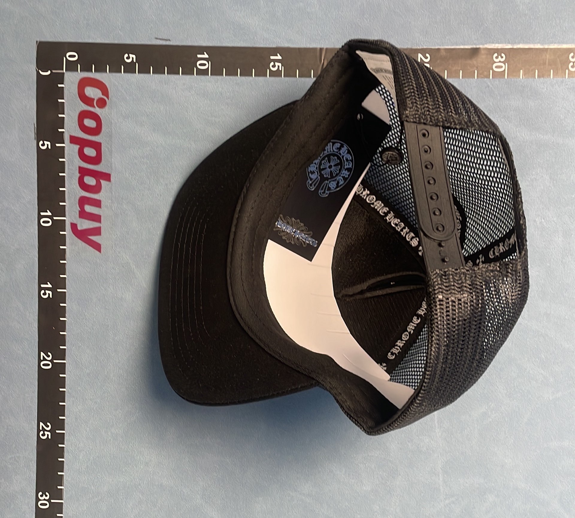YOUWU Black and Pink Mesh Trucker Hat with Embroidered Logo