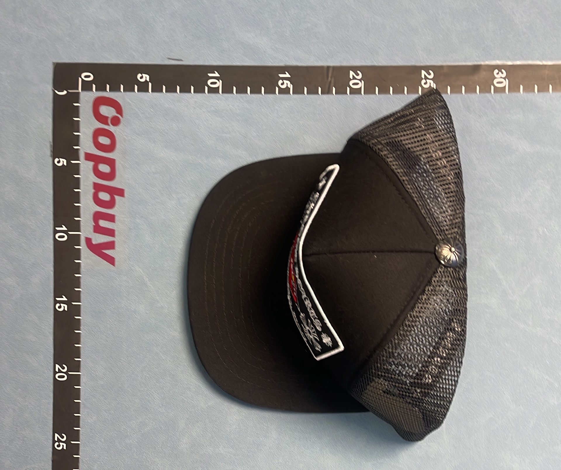 YOUWU Black and Pink Mesh Trucker Hat with Embroidered Logo