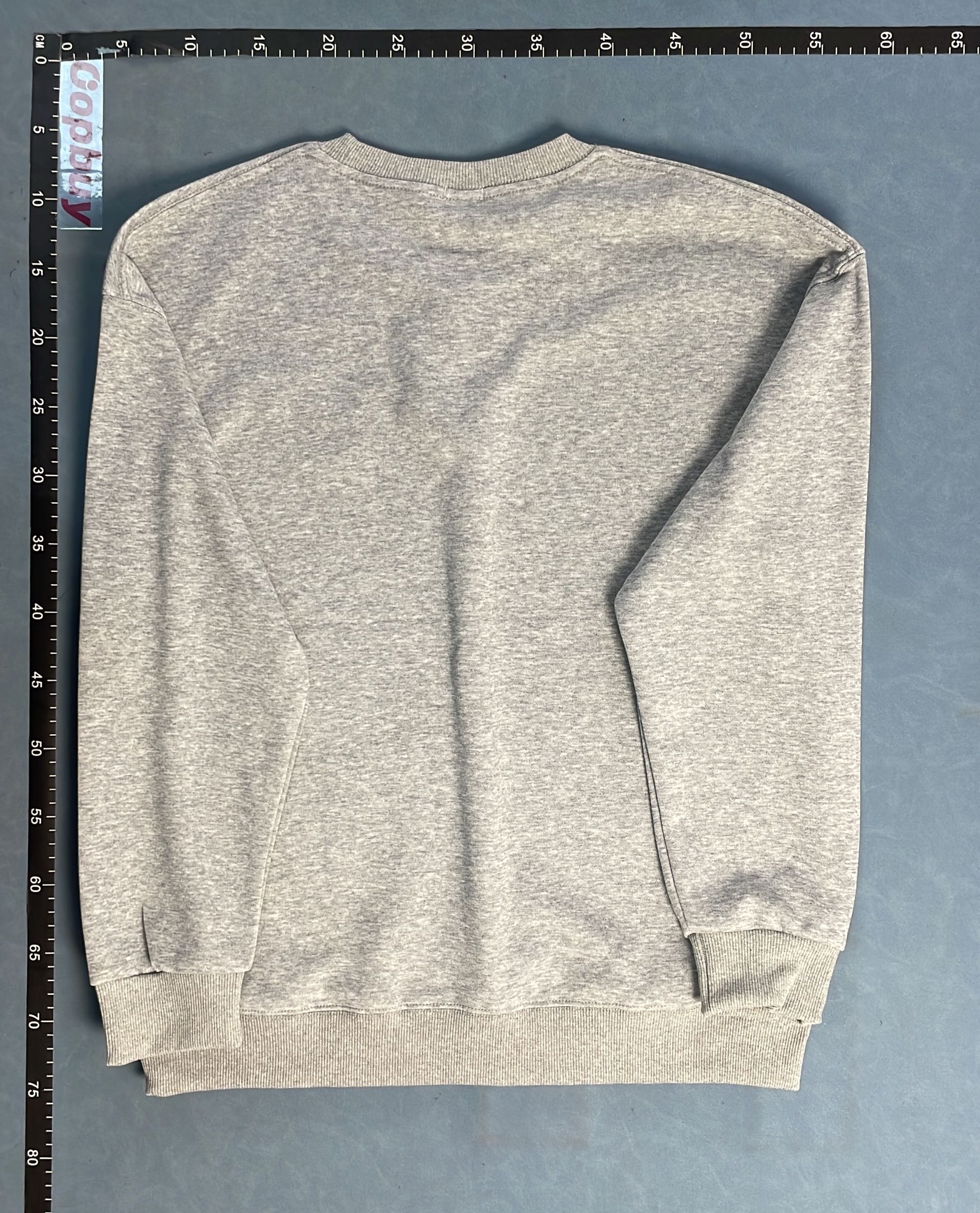 Nike Crewneck Sweatshirt - Classic Logo Design in Multiple Colors